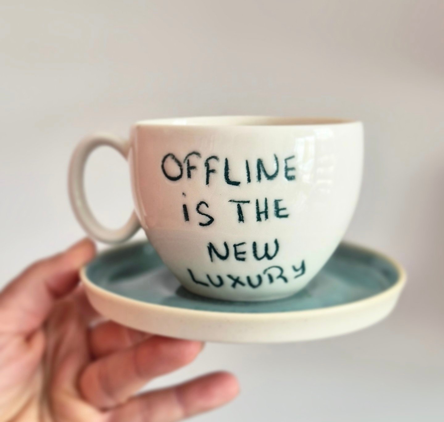 "Offline is The New Luxury"  Porselen Kupa