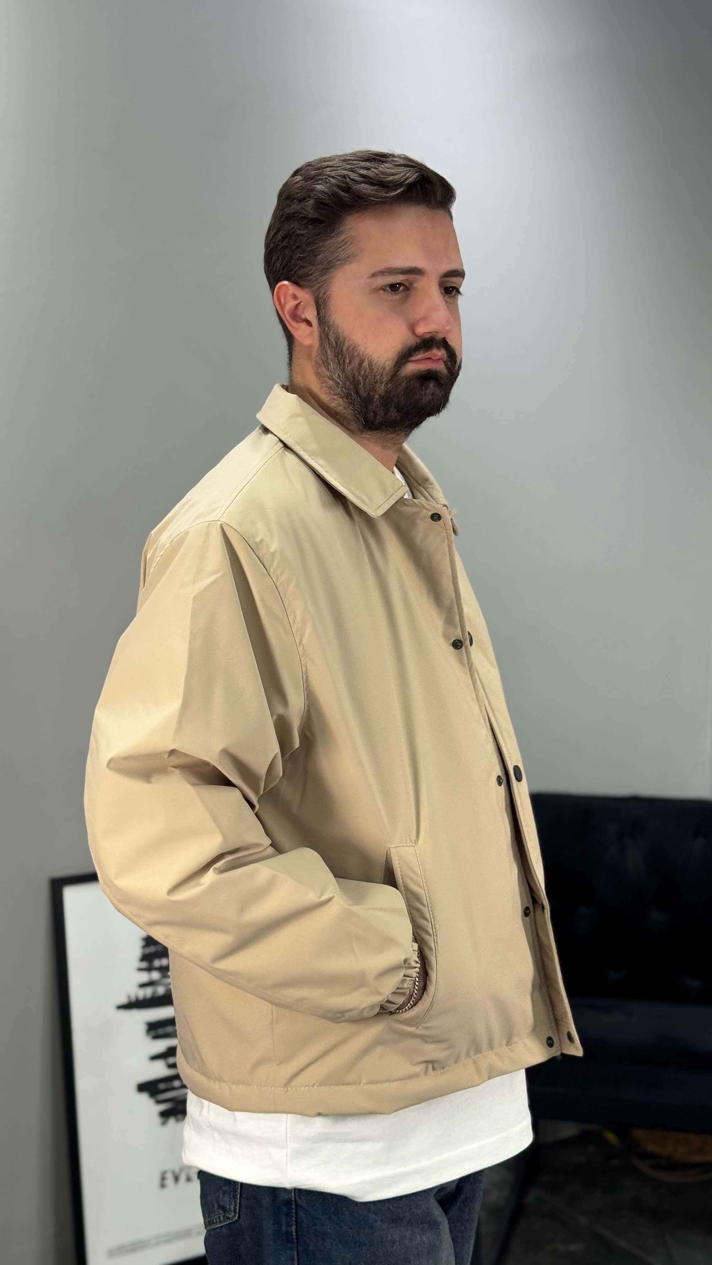 Liora Kapitoneli Bomber Mont