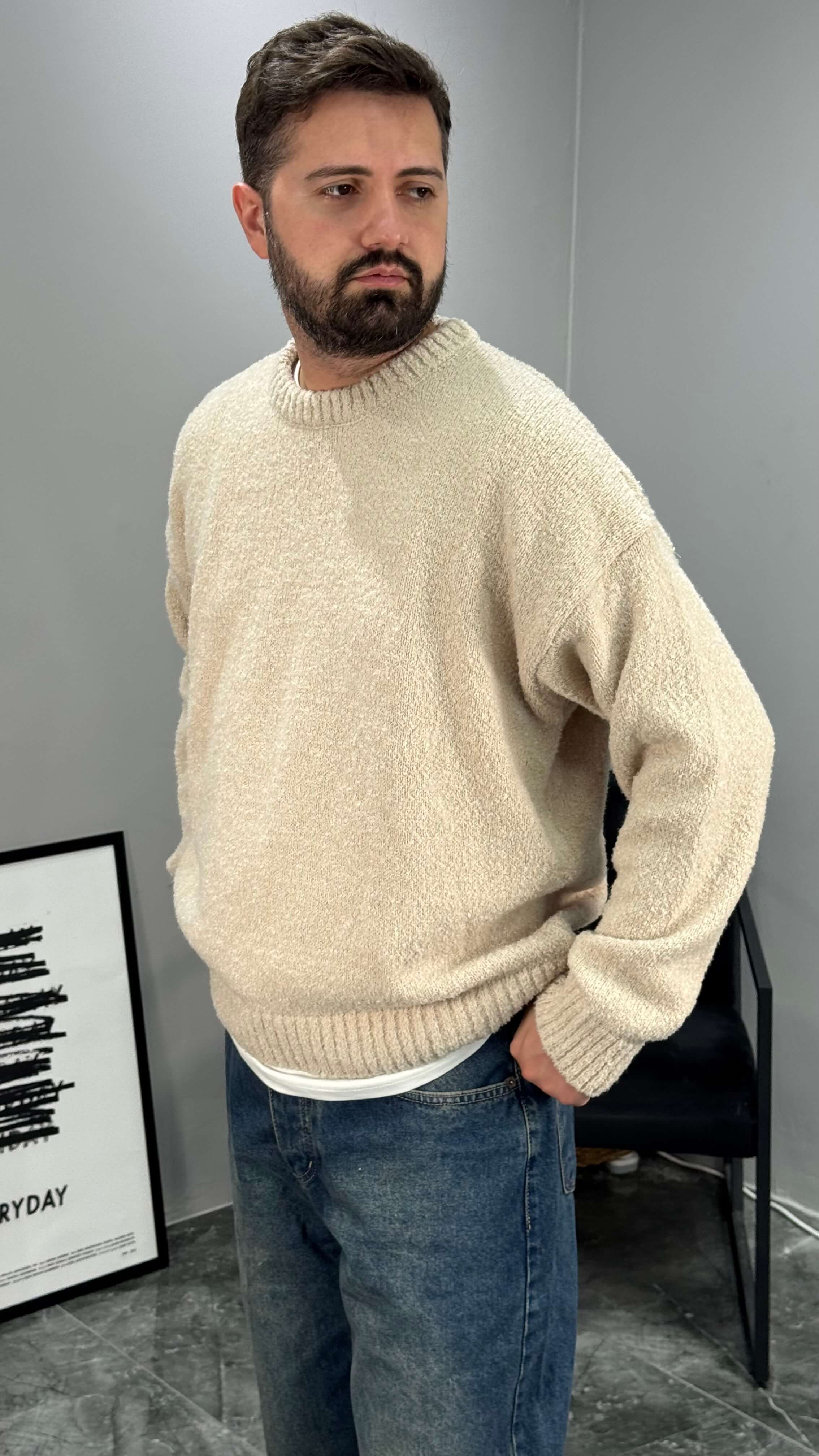 Yumuşak Dokulu Boxy Fit Oversize Kazak - Krem
