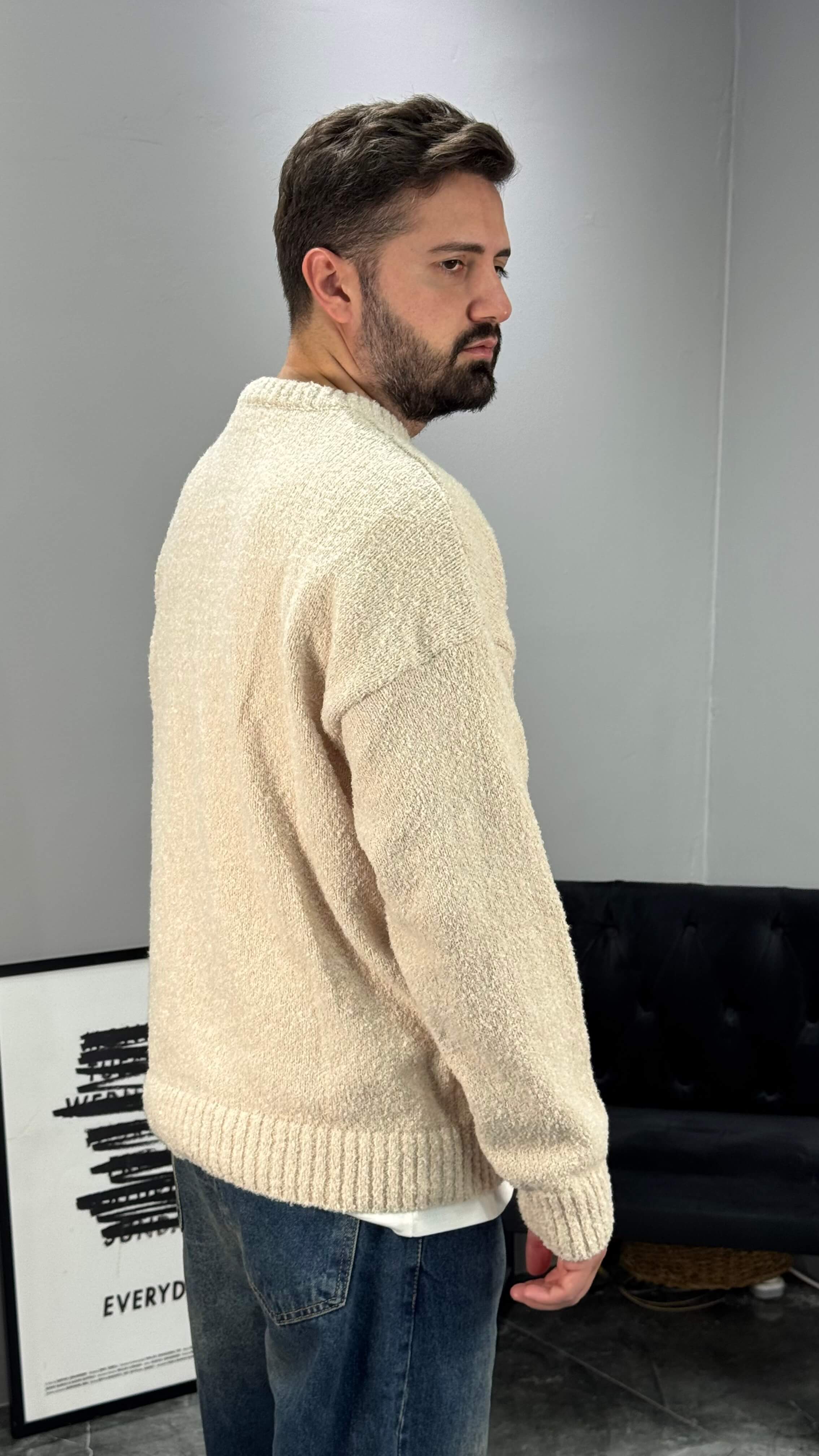 Yumuşak Dokulu Boxy Fit Oversize Kazak - Krem