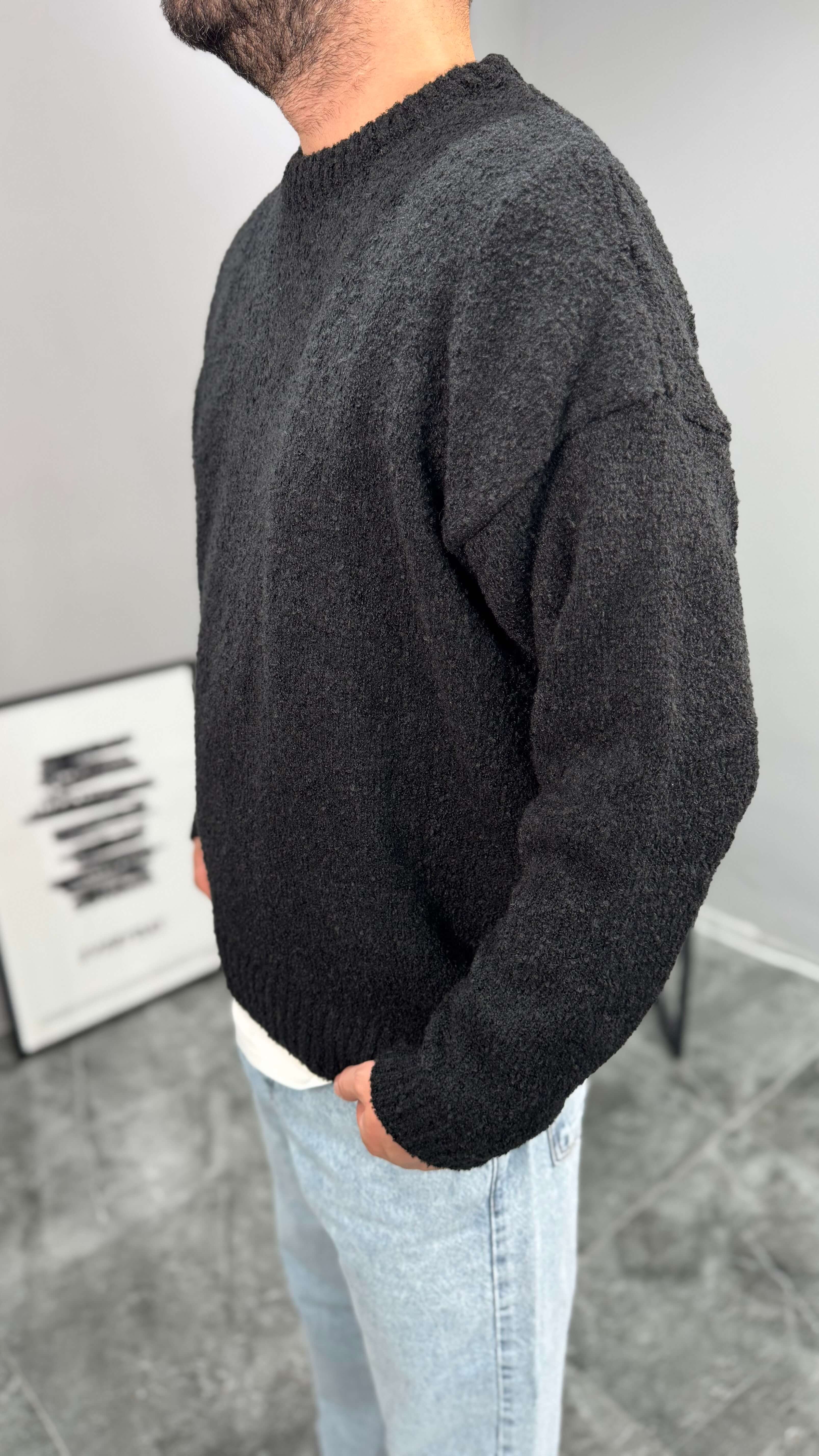 Yumuşak Dokulu Boxy Fit Oversize Kazak - Siyah