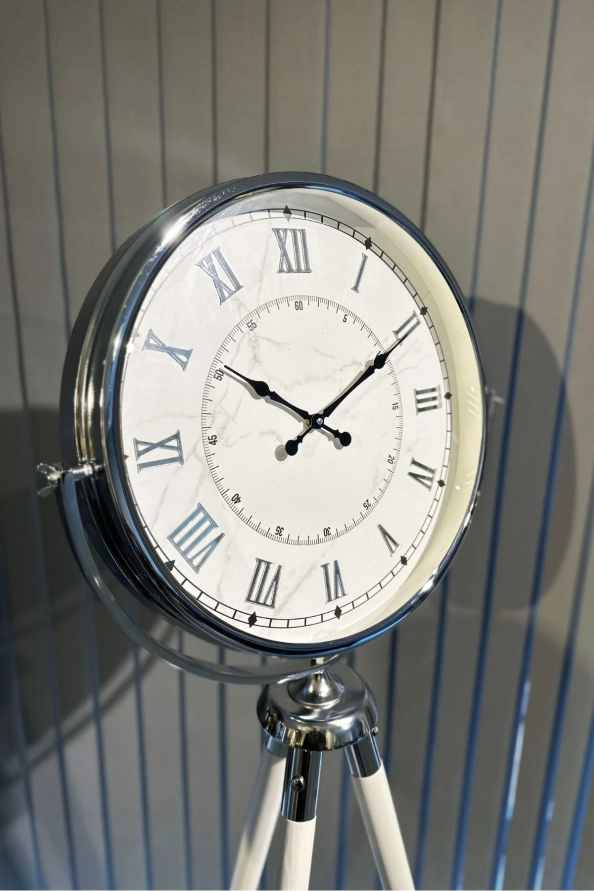 Elegance Tripod Saat | Beyaz Kadran