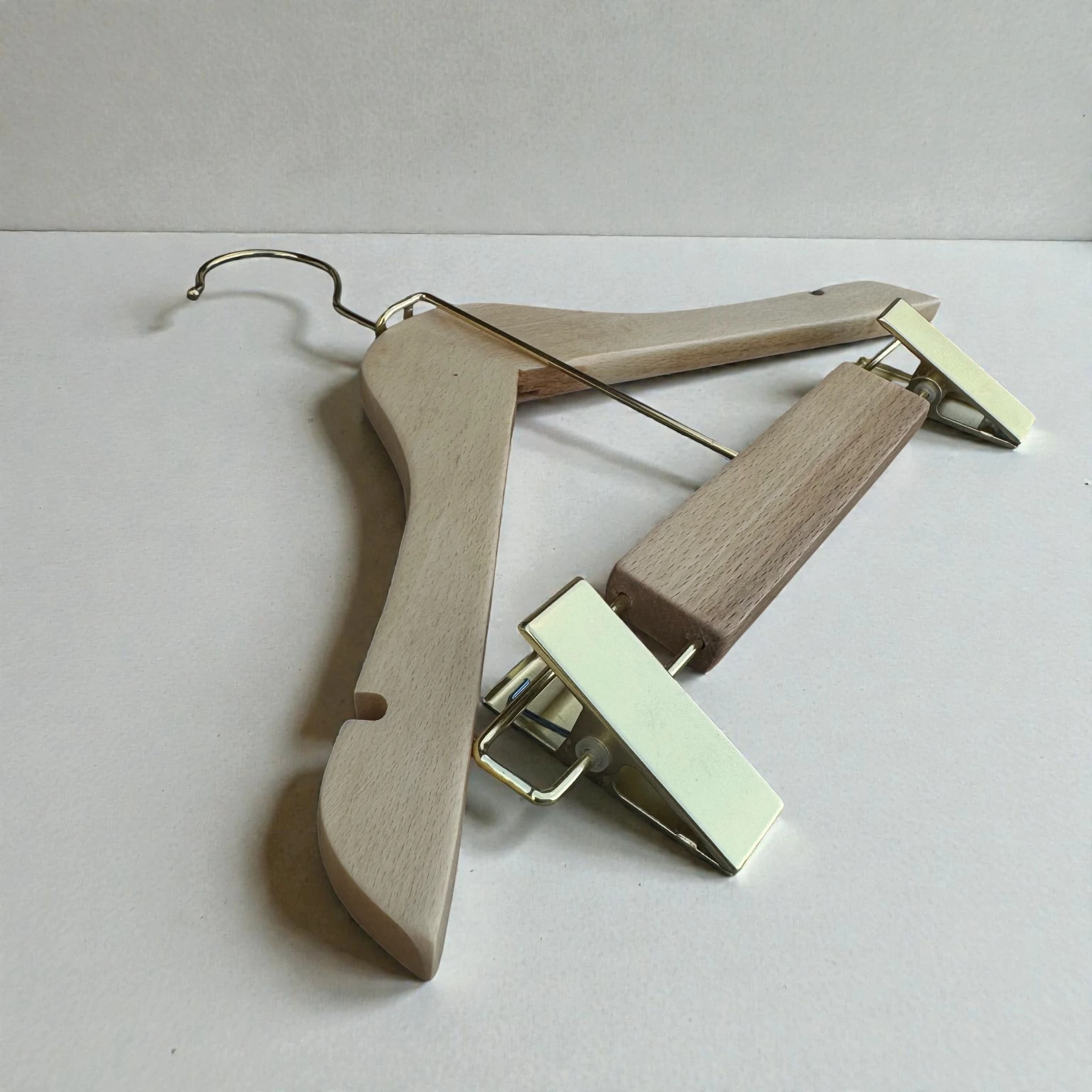 Naturel Ahşap Uzun Tel Gold Kancalı Bebek&Çocuk Takım Askısı