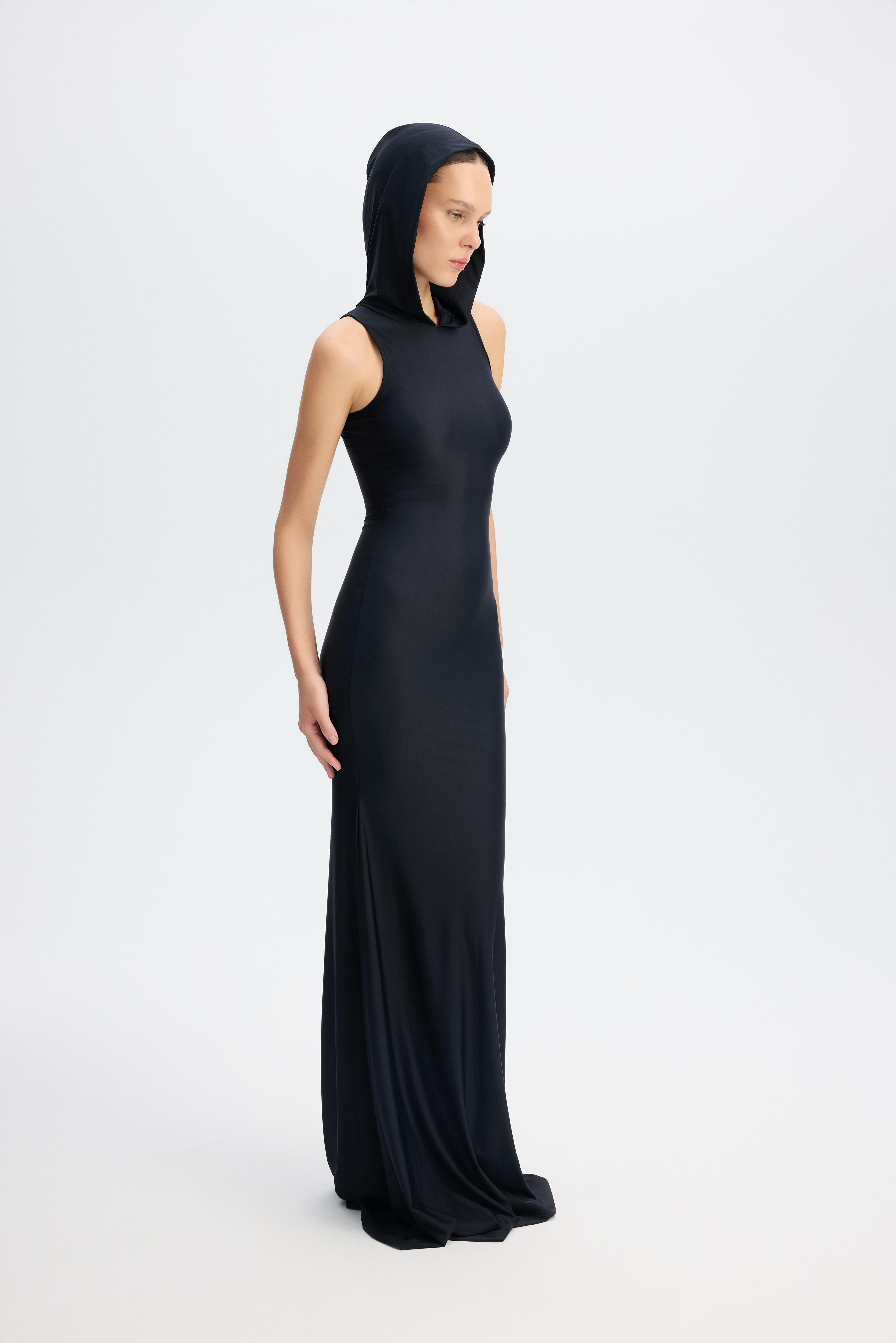 Main Dress