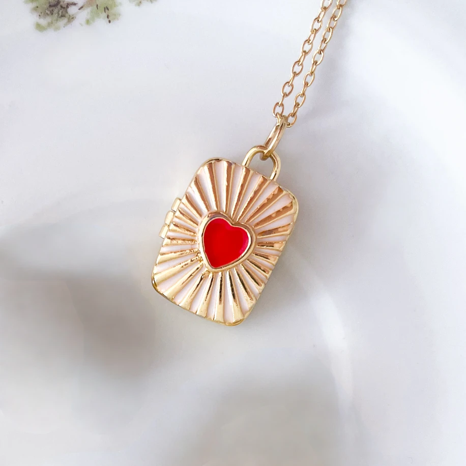 Aşk mektubu kalpli zarf kapatlı kolye, açılabilir zarf kapaklı kolye