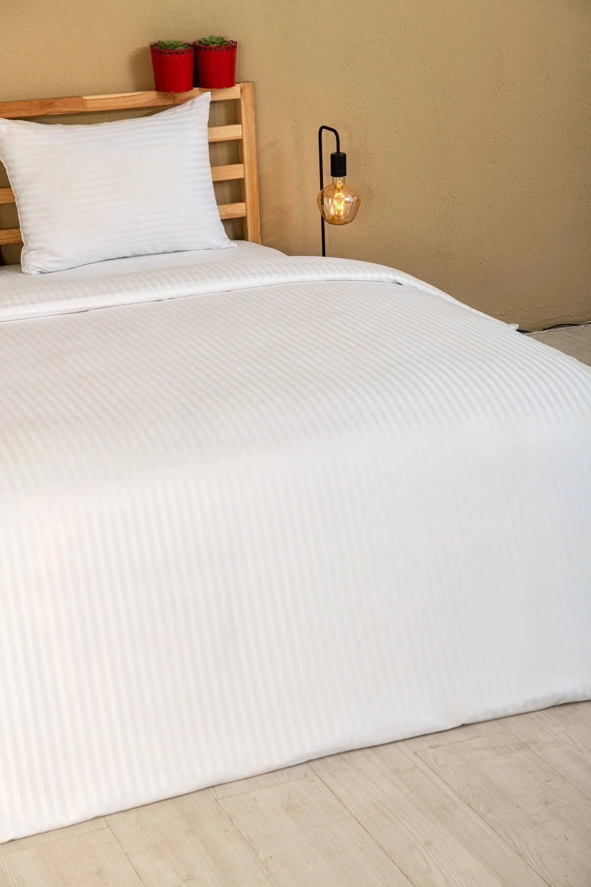 Duvet Cover Set, Striped Satin – White Pearl