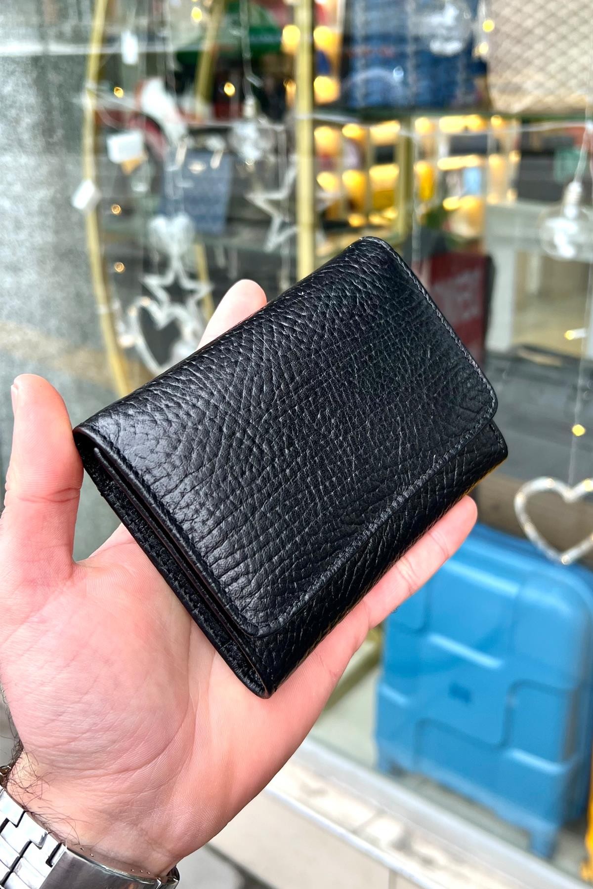 Sahra Siyah Hakiki Deri Kadın Cüzdan Kibar ve Kullanışlı (12x9cm)