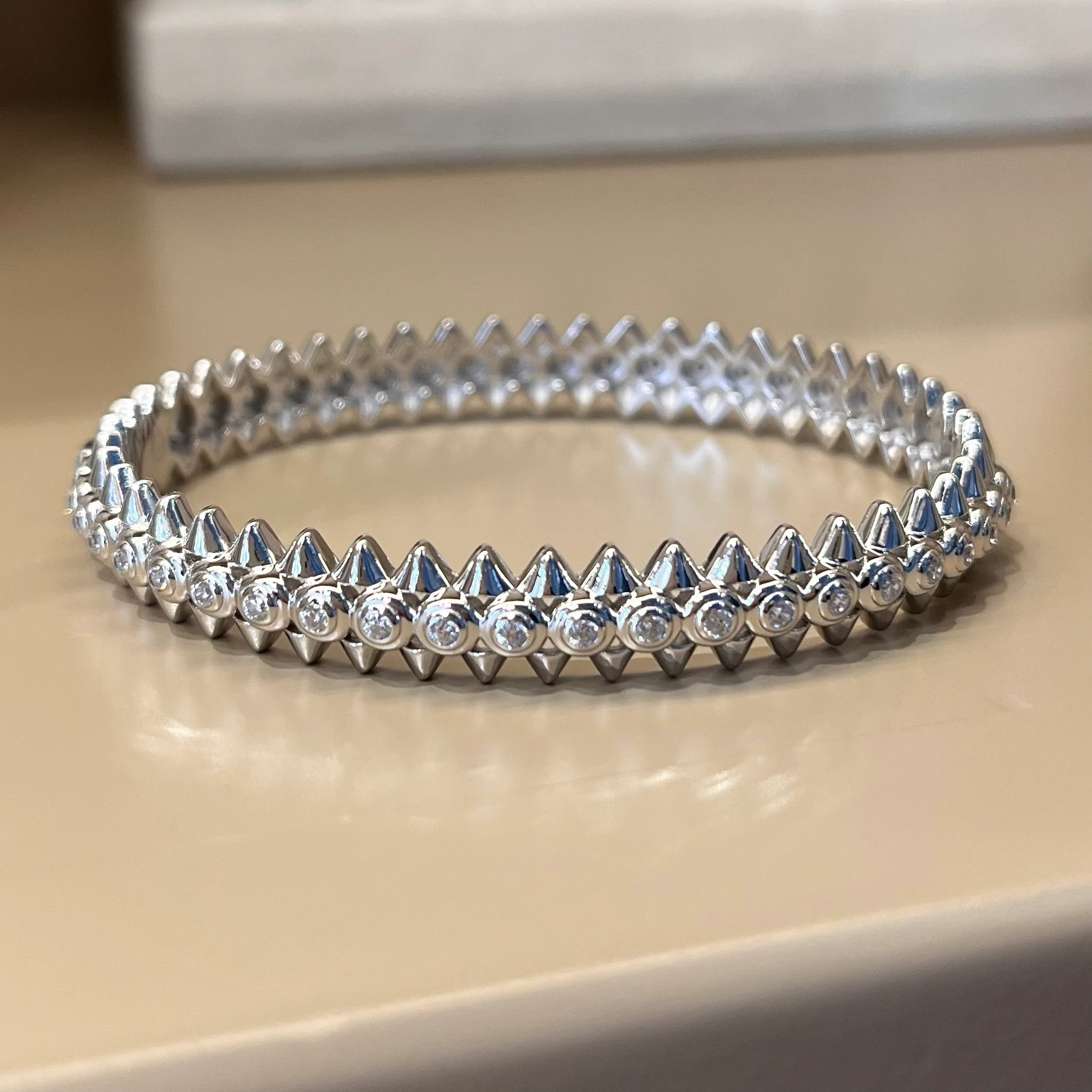 İTHAL TAŞLI CLASH KELEPÇE