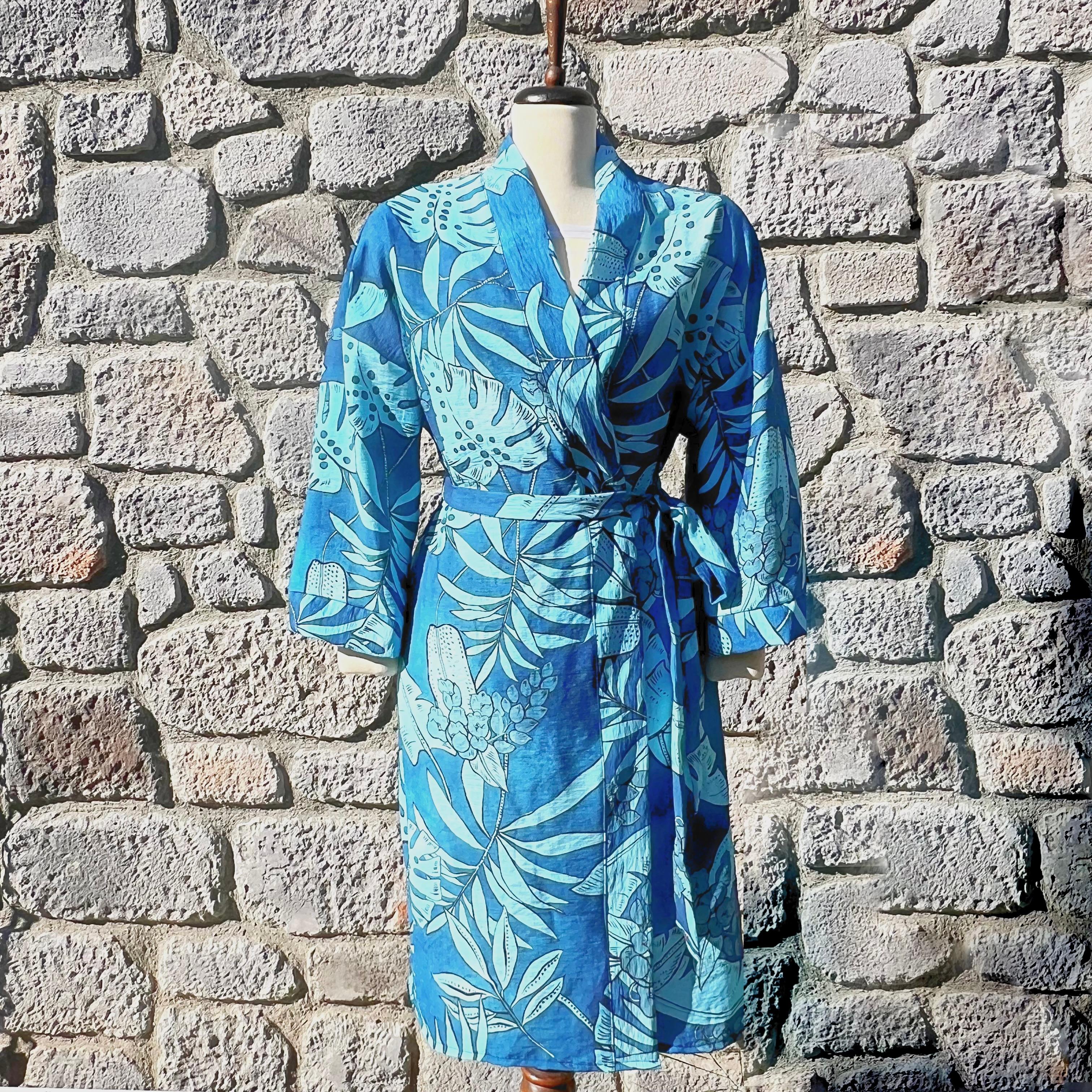 Mavi Yaprak Desenli Kimono