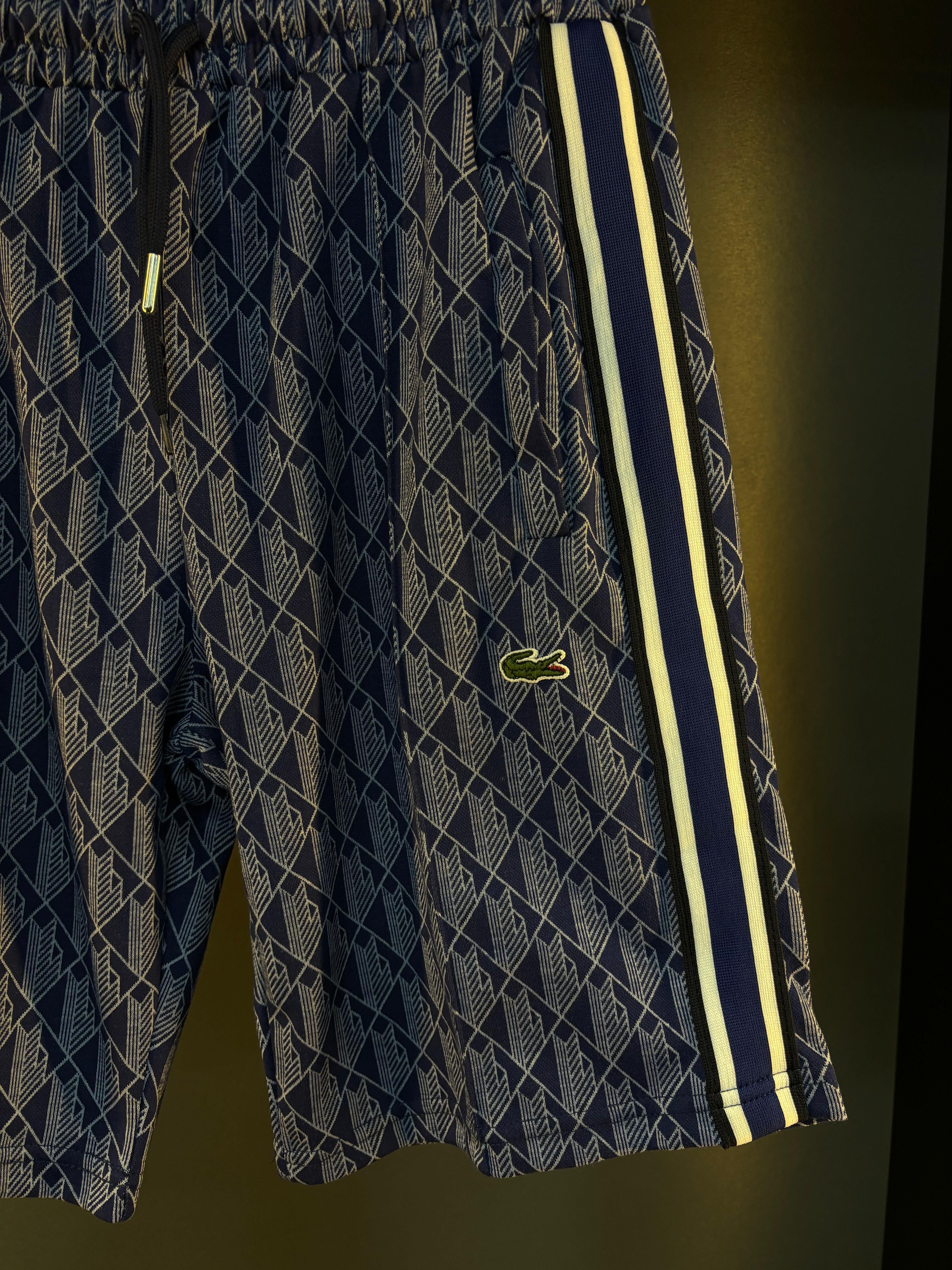 Lacoste takım