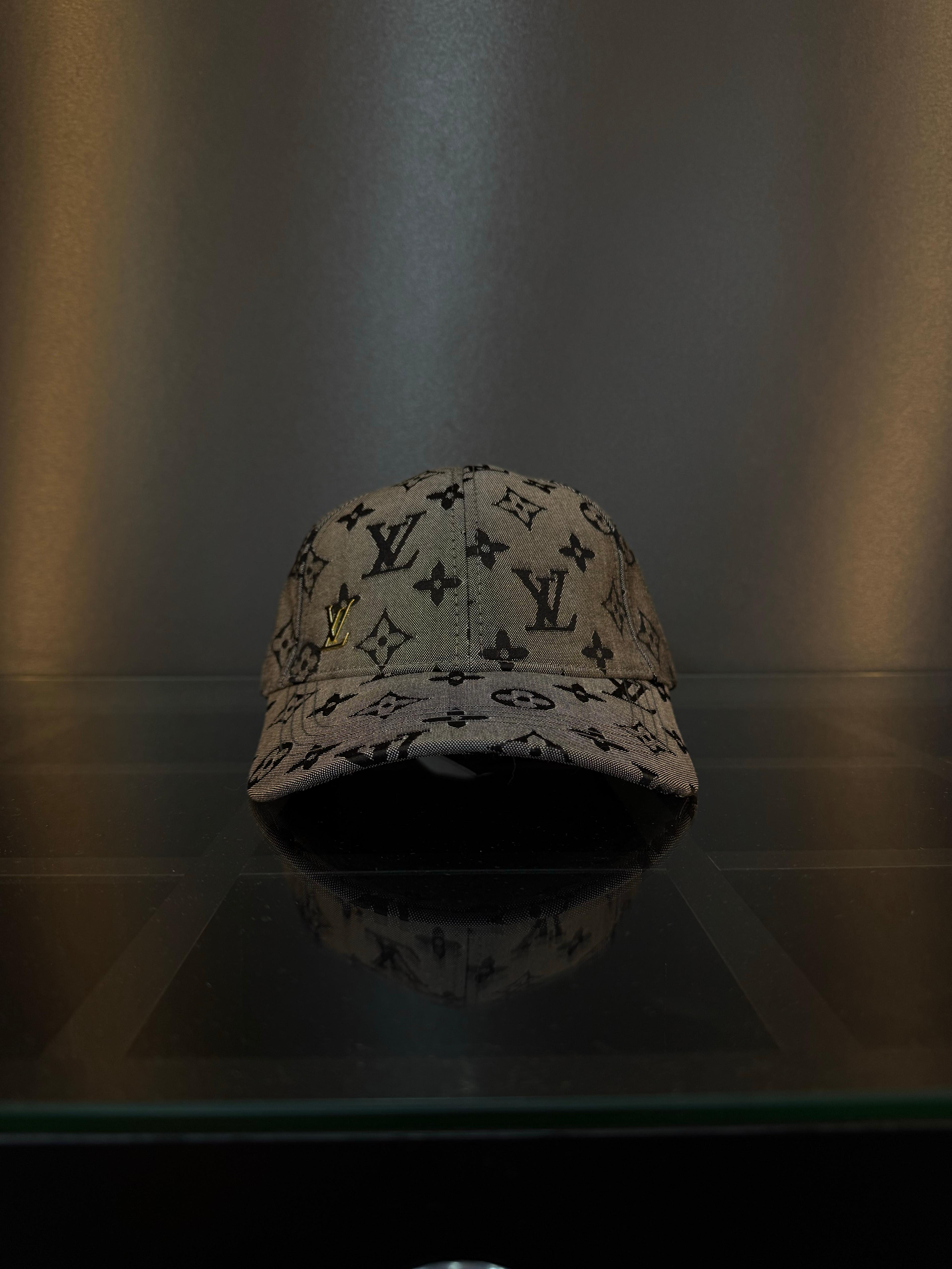 Louis vuitton şapka