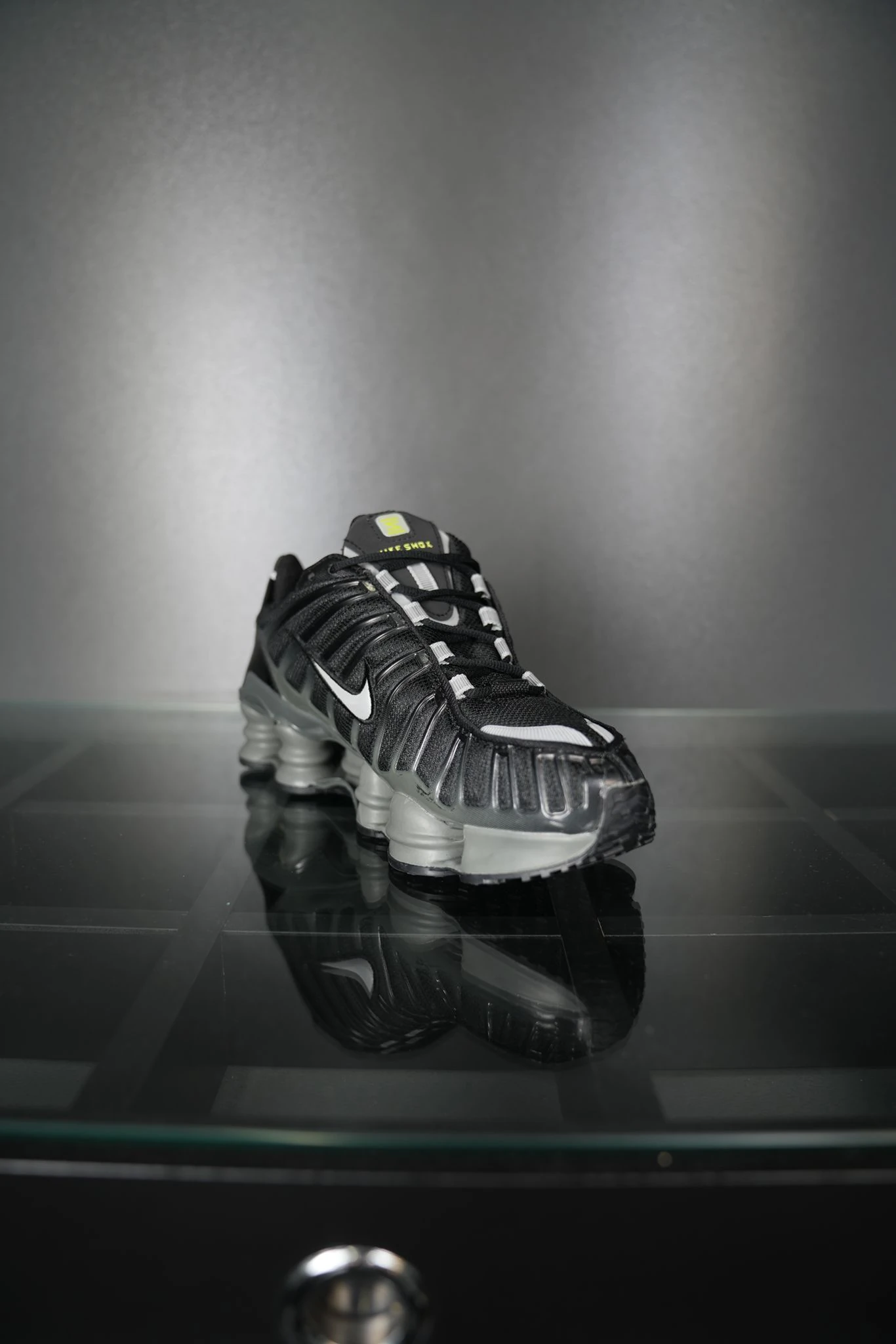Nike shox TL