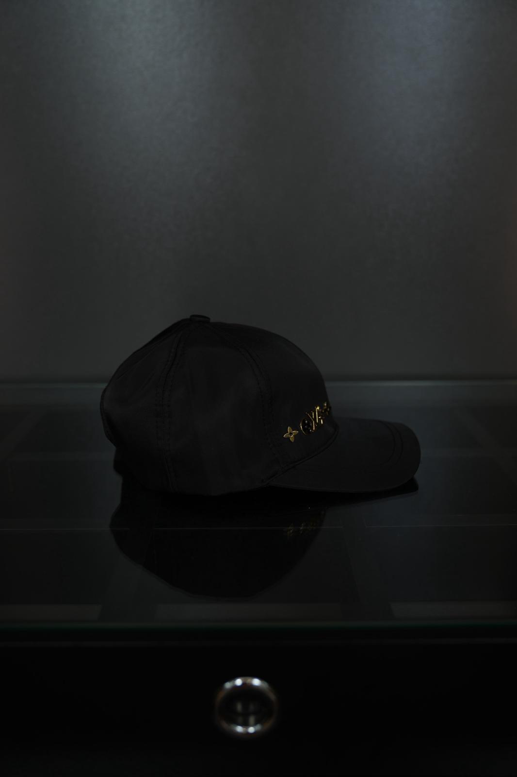 Louis vuitton şapka