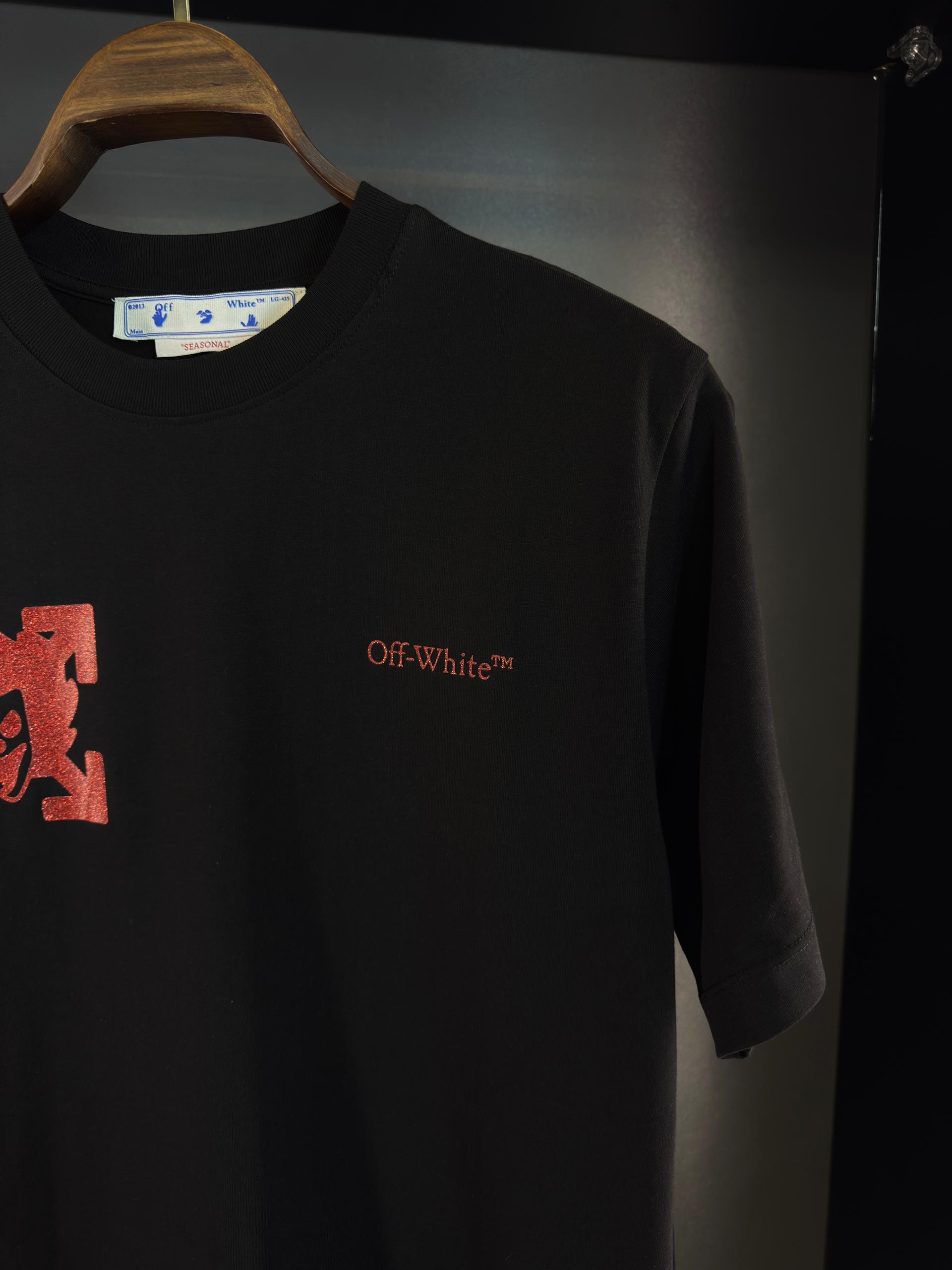 Off white tişört