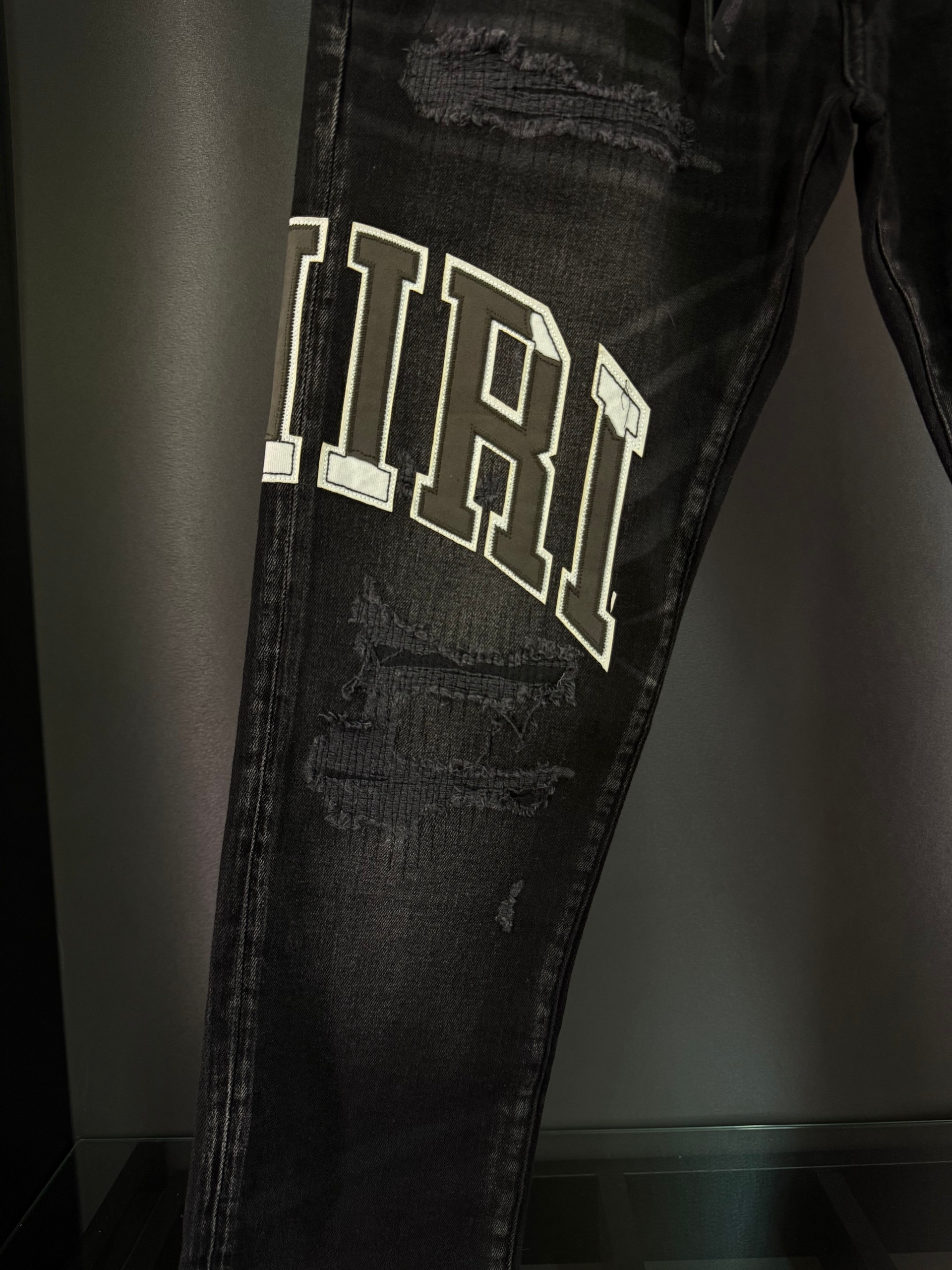 Amiri pantolon