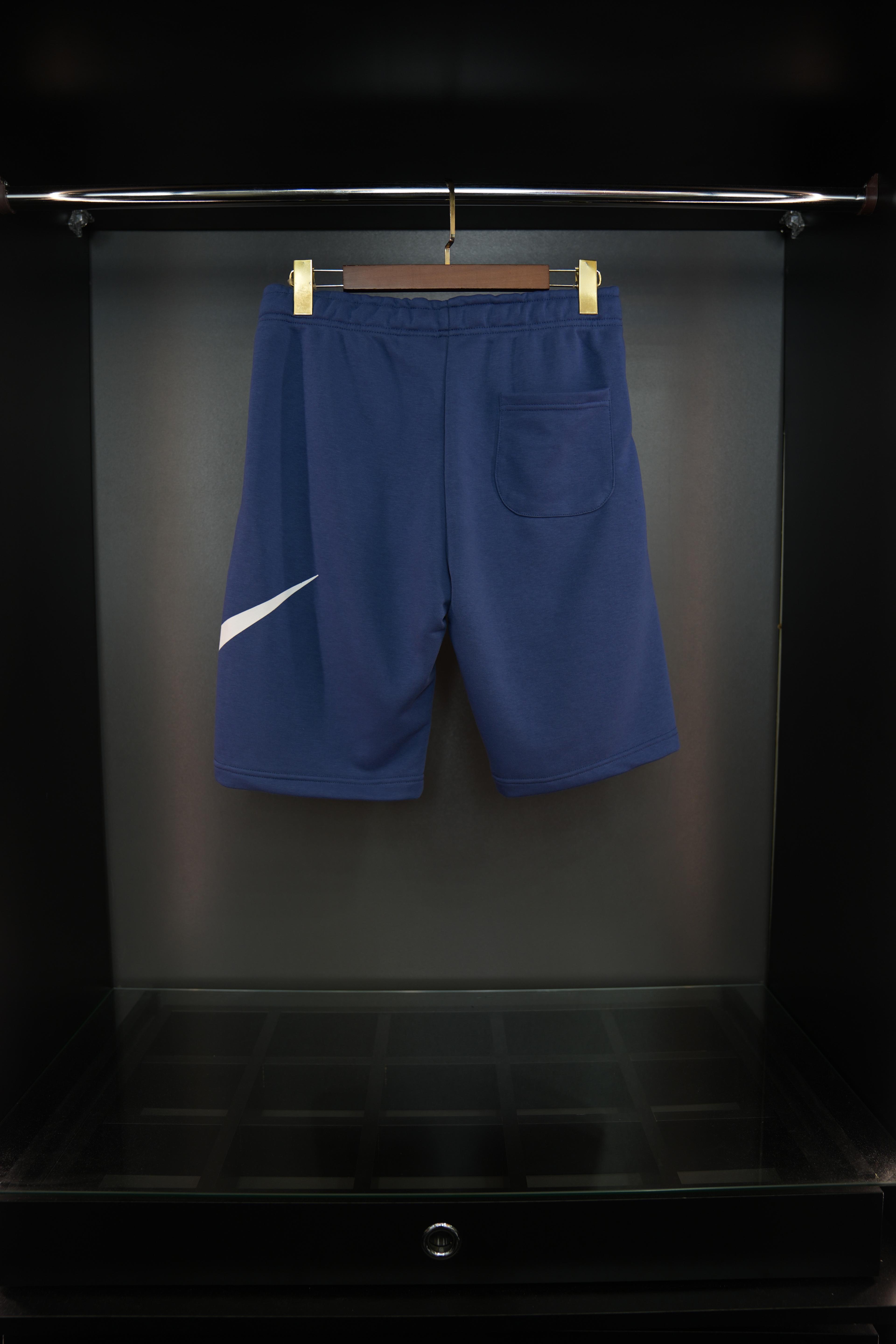Nike şort