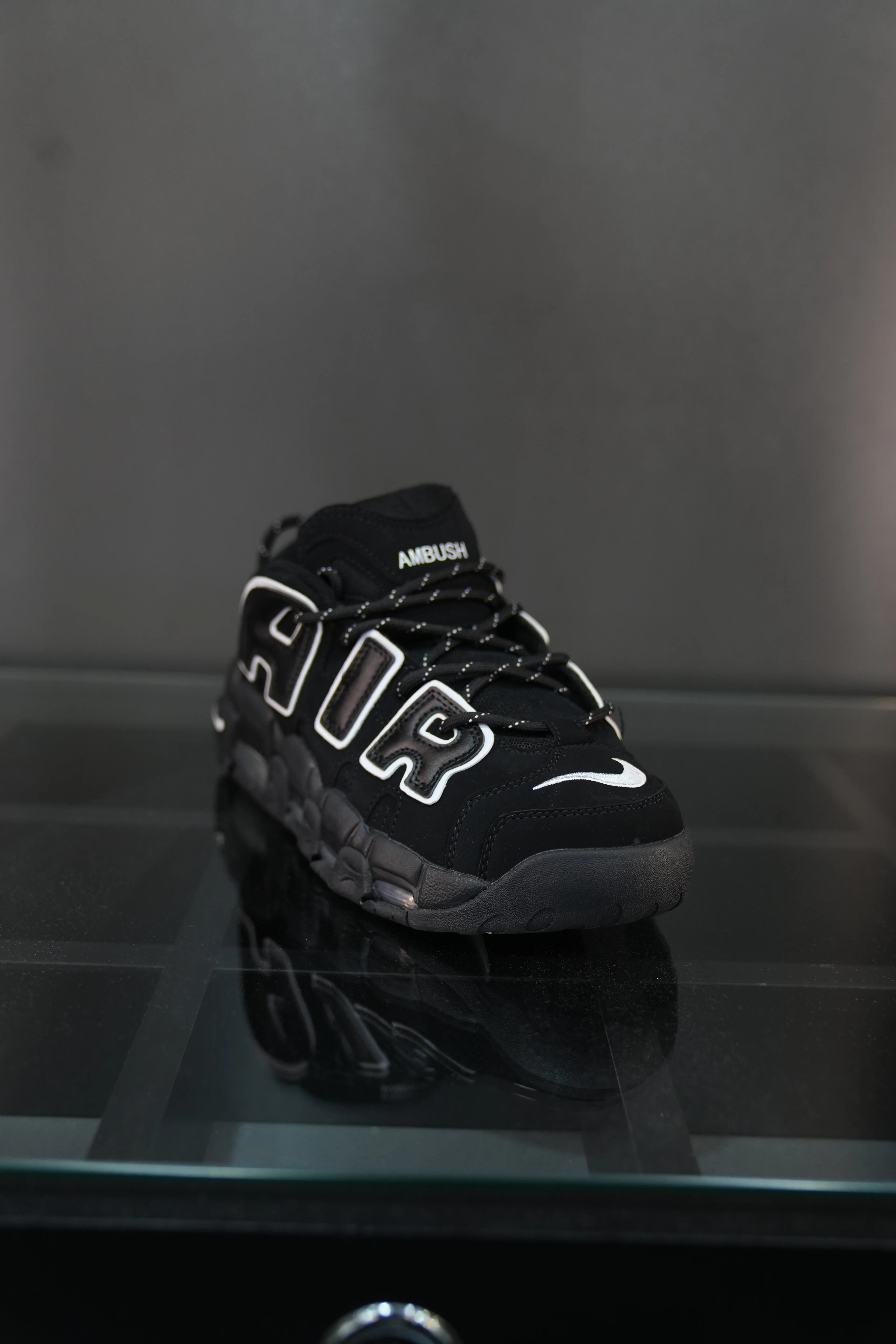 Nike air more uptempo