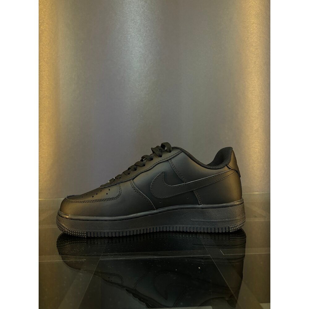 Nike air force 1 black