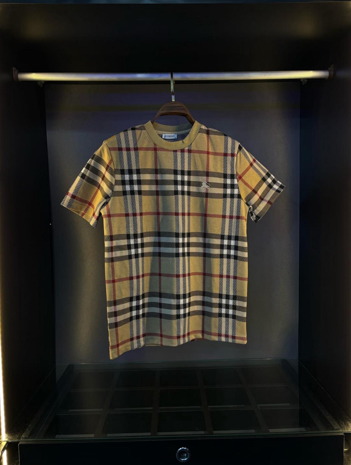Burberry tişört