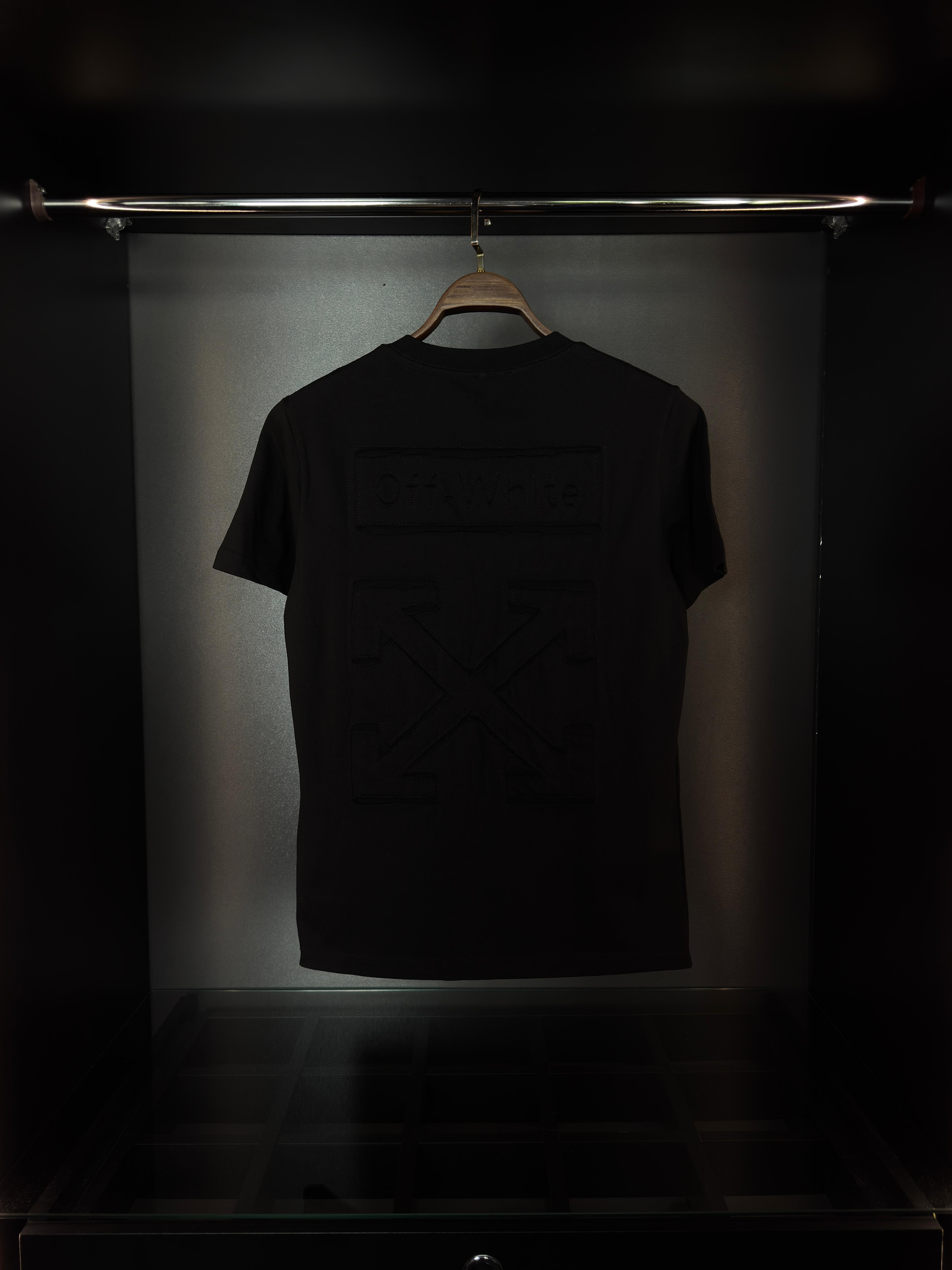 Off white tişört