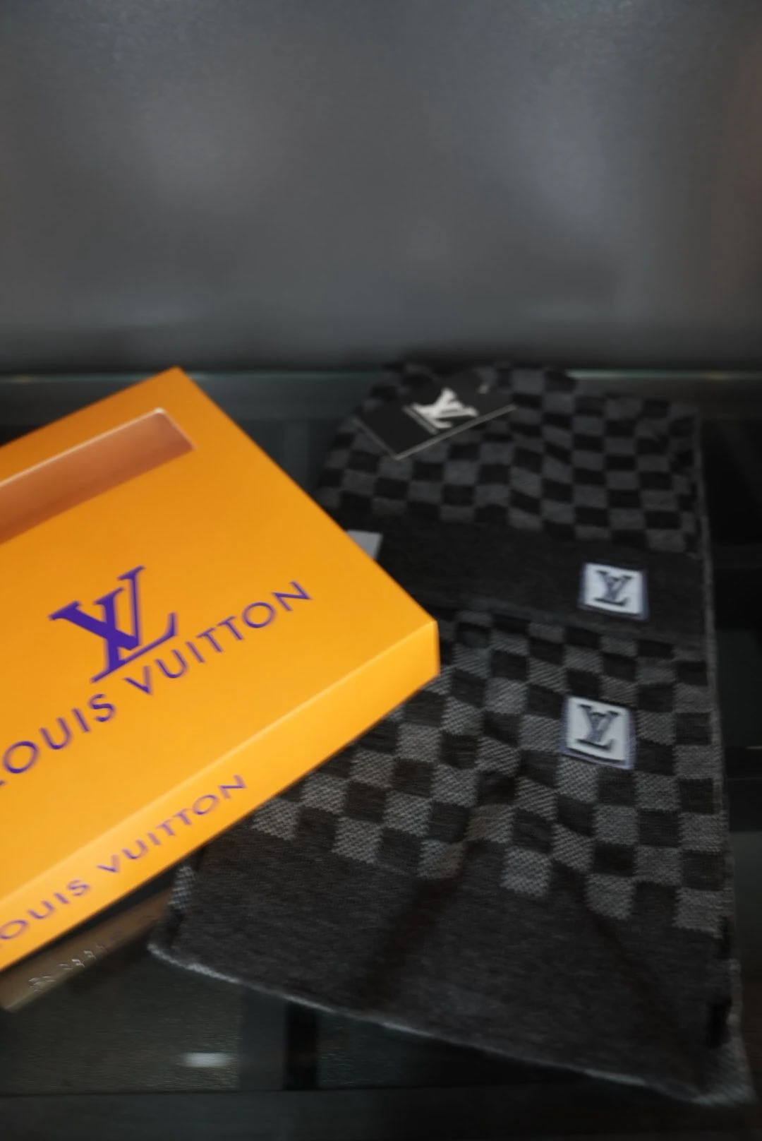 Louis vuitton atkı bere 