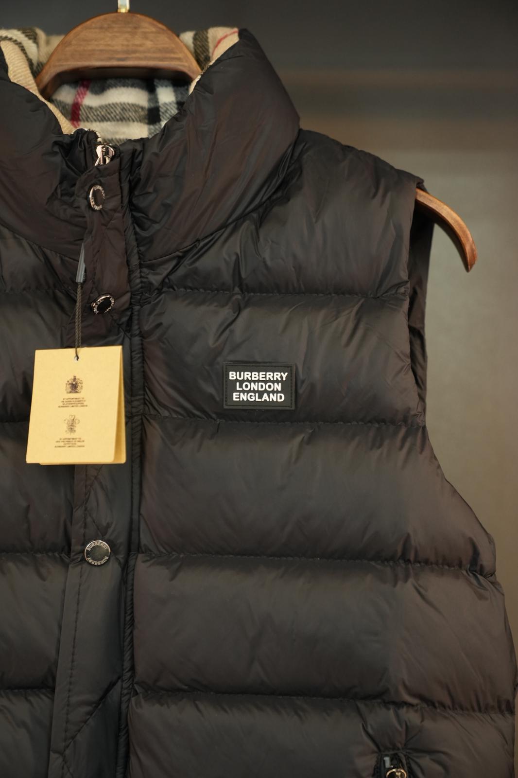 Burberry yelek