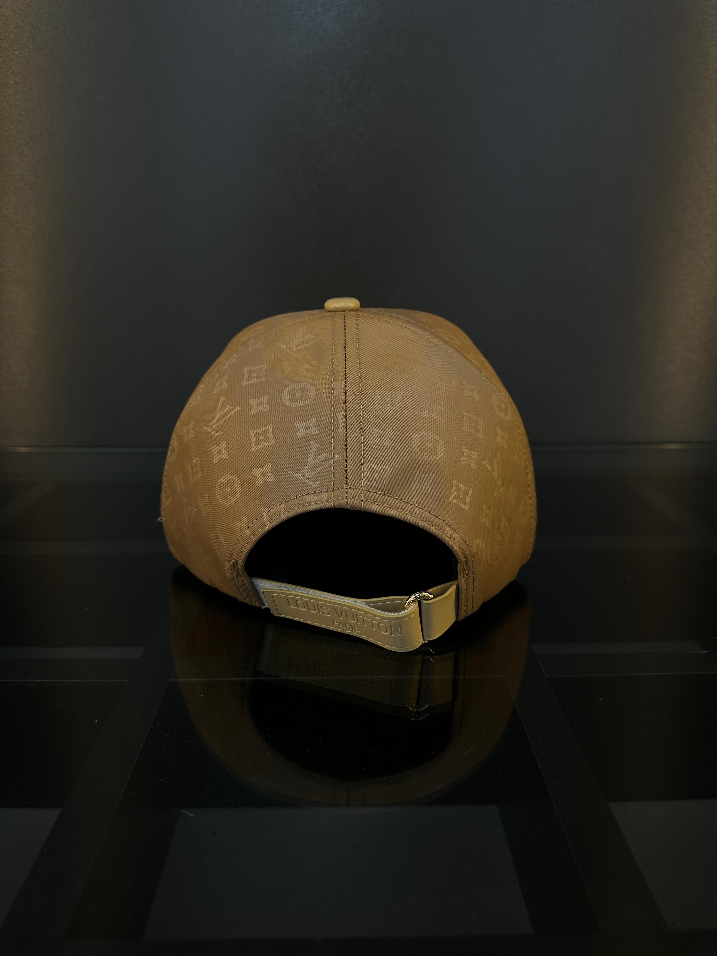 Louis vuitton şapka