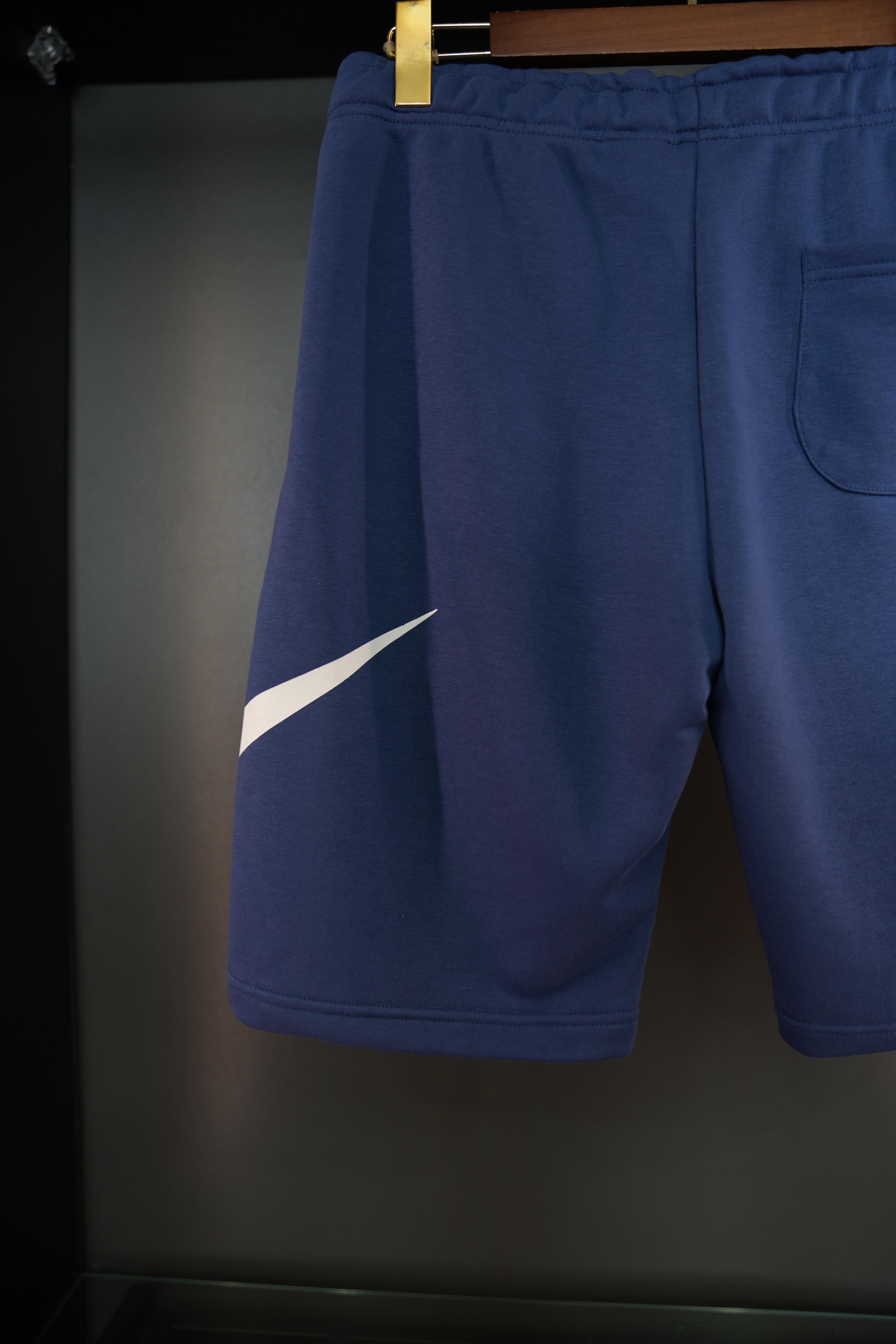 Nike şort
