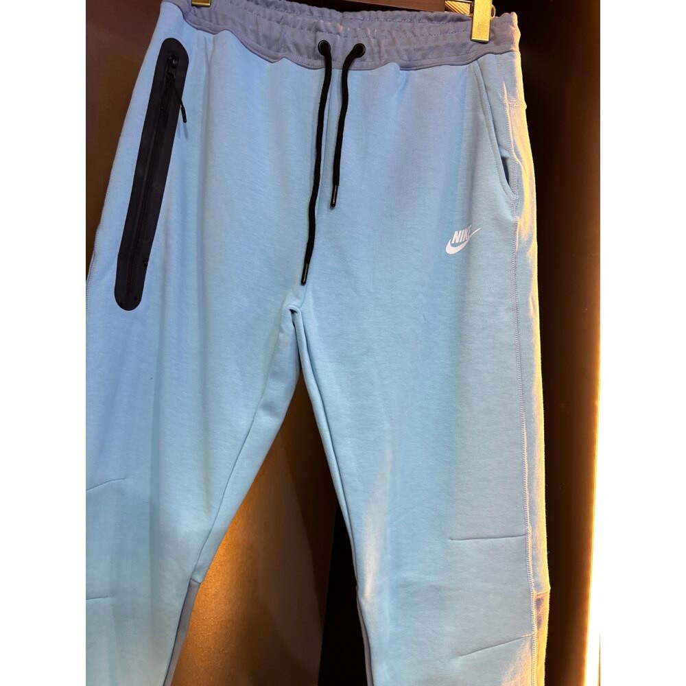 Nike tech fleece takım