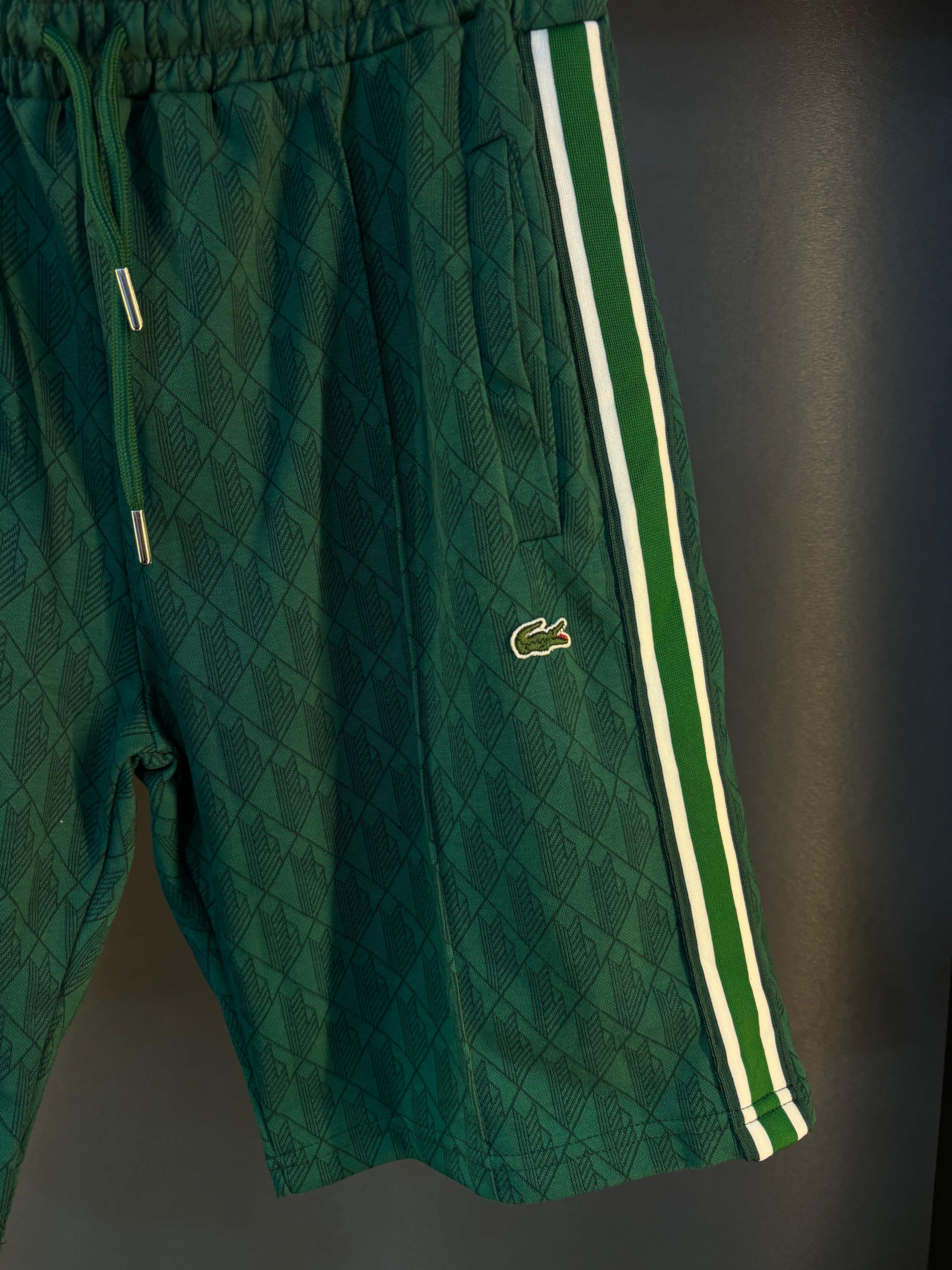 Lacoste takım