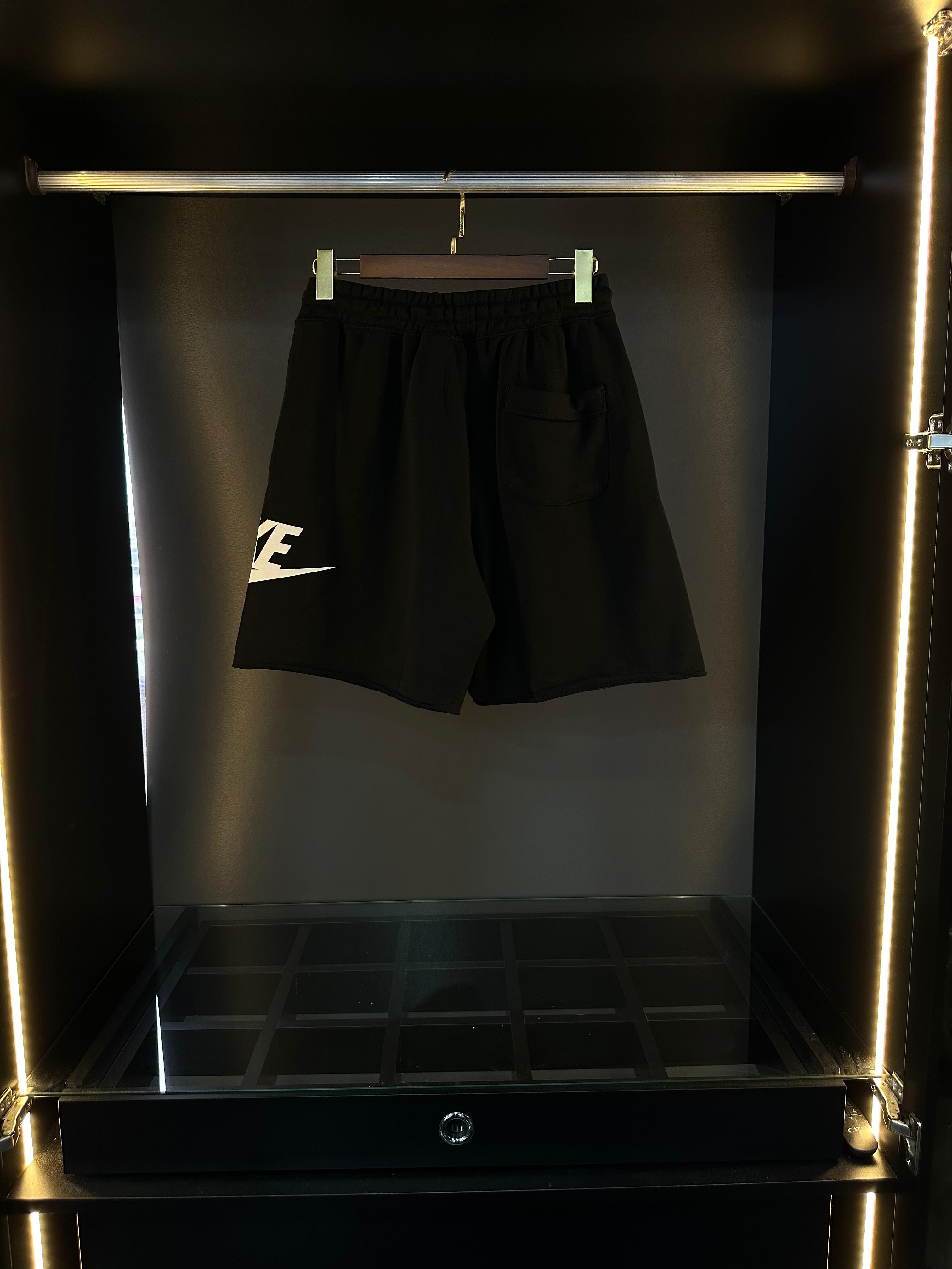 Nike şort