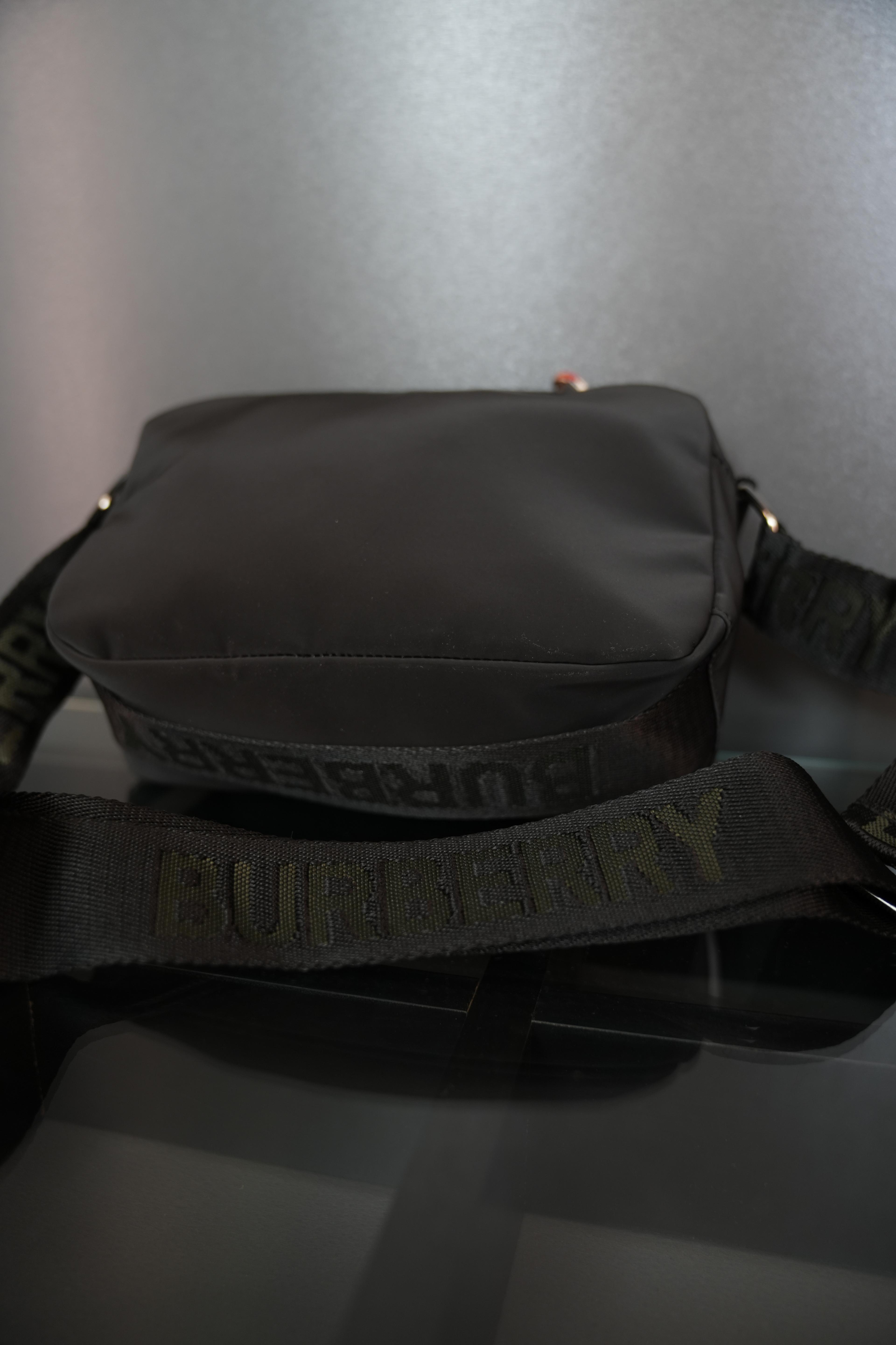 Burberry çanta