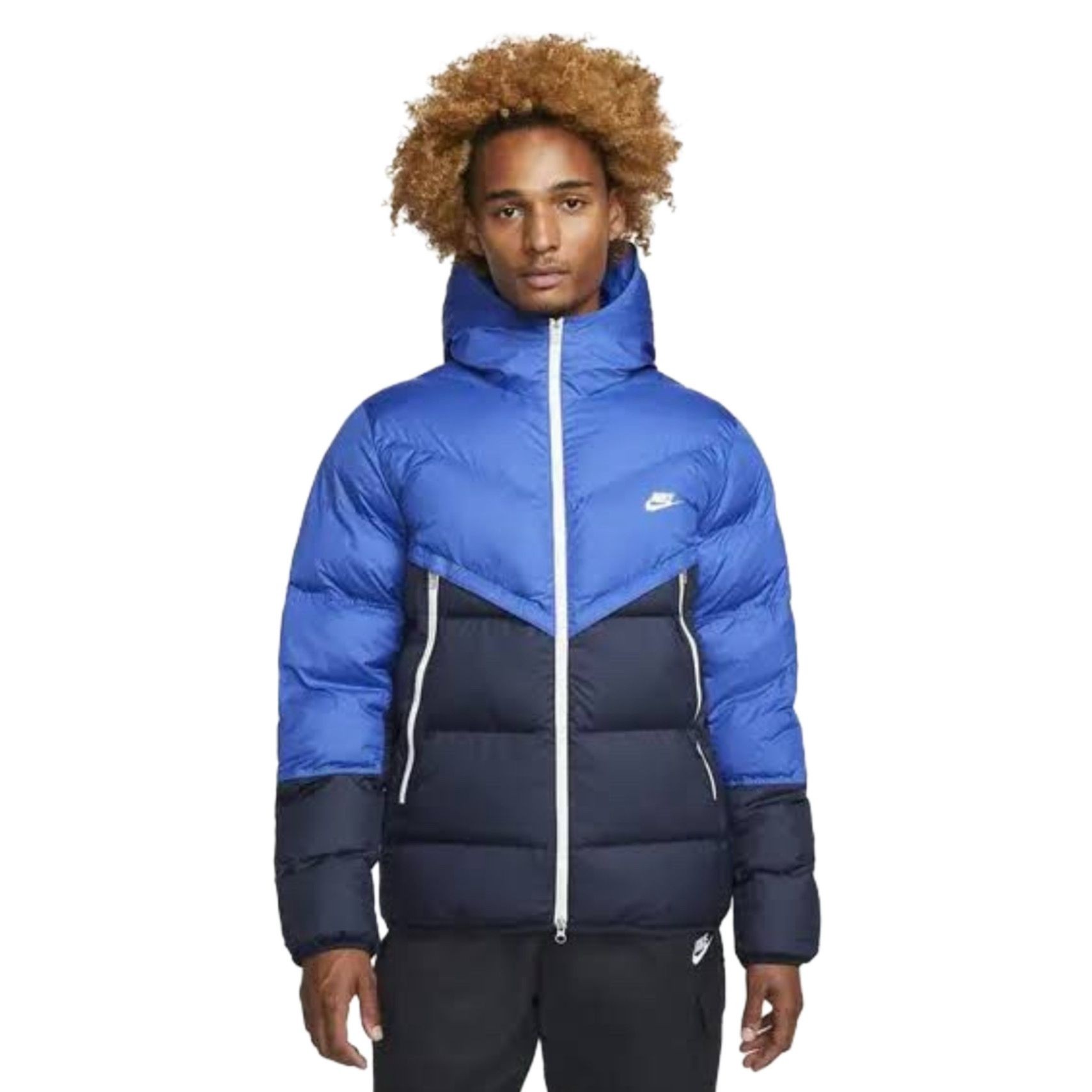 Nike mont