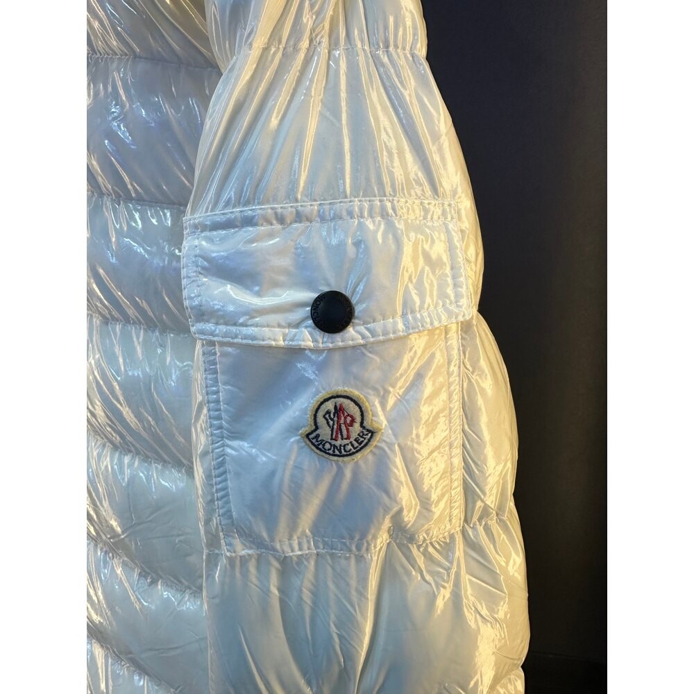 Moncler beyaz mont