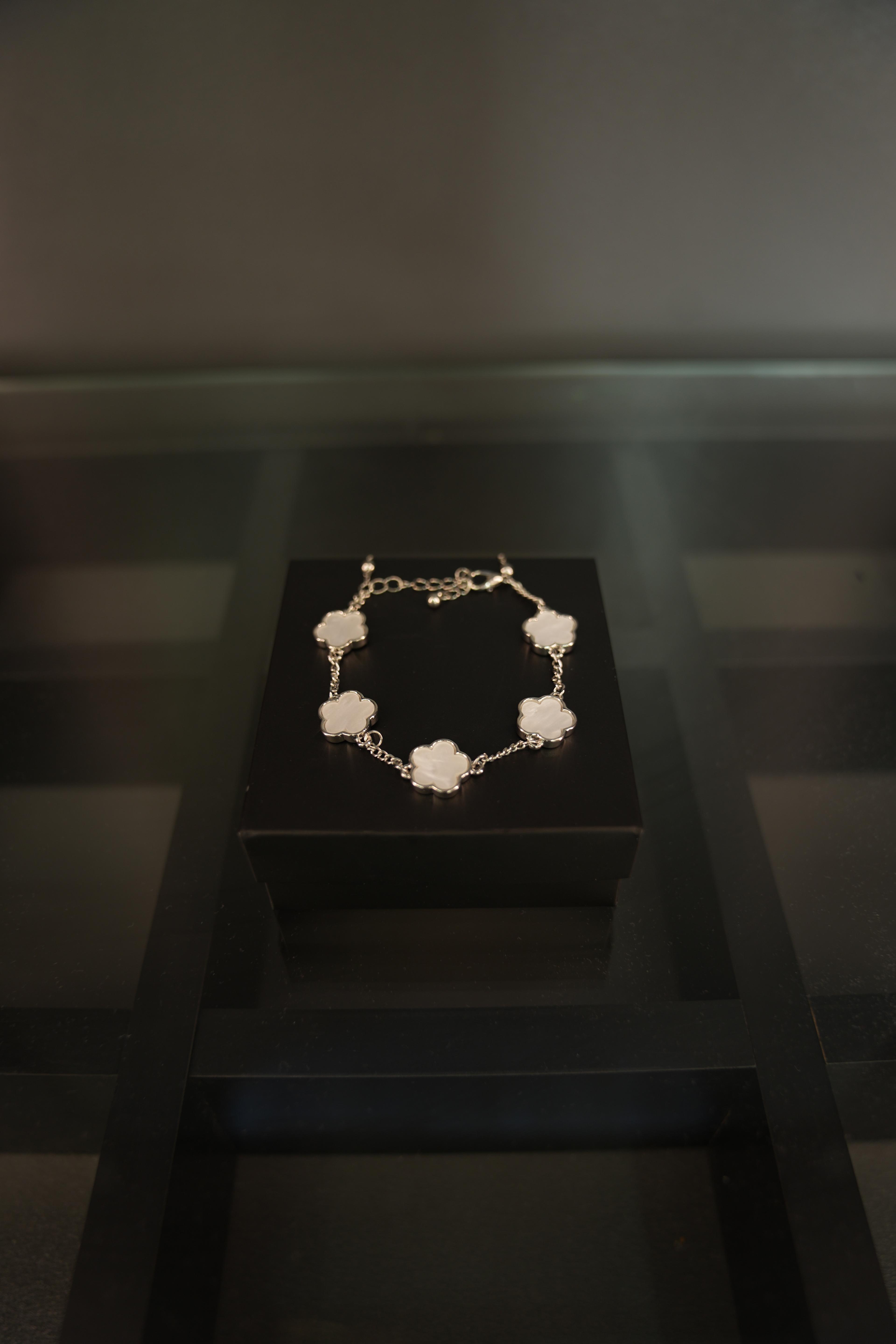 van cleef bileklik
