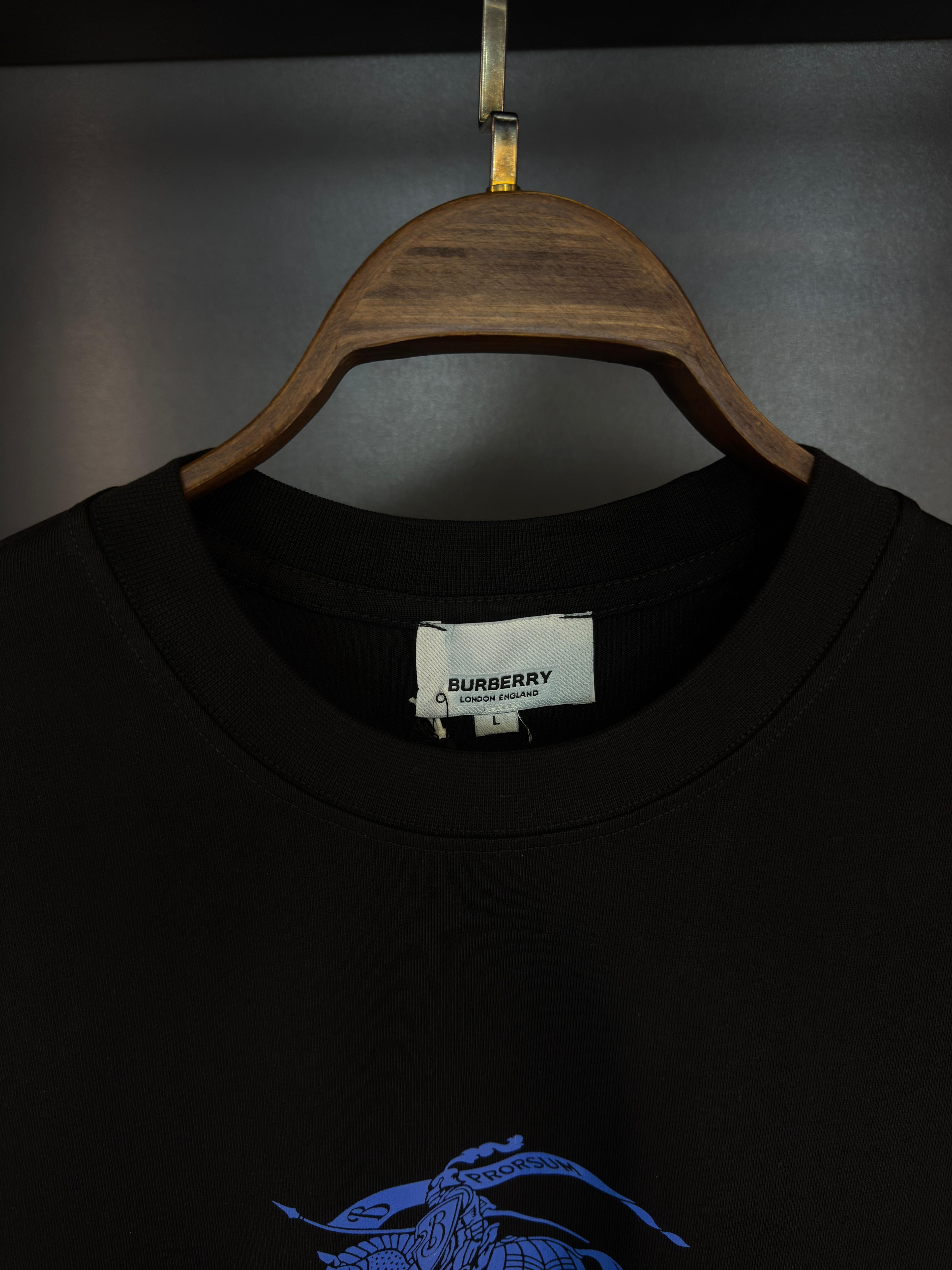 Burberry tişört