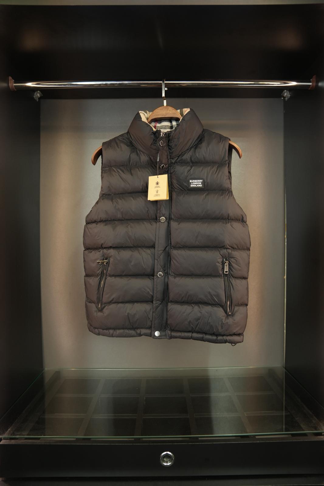 Burberry yelek