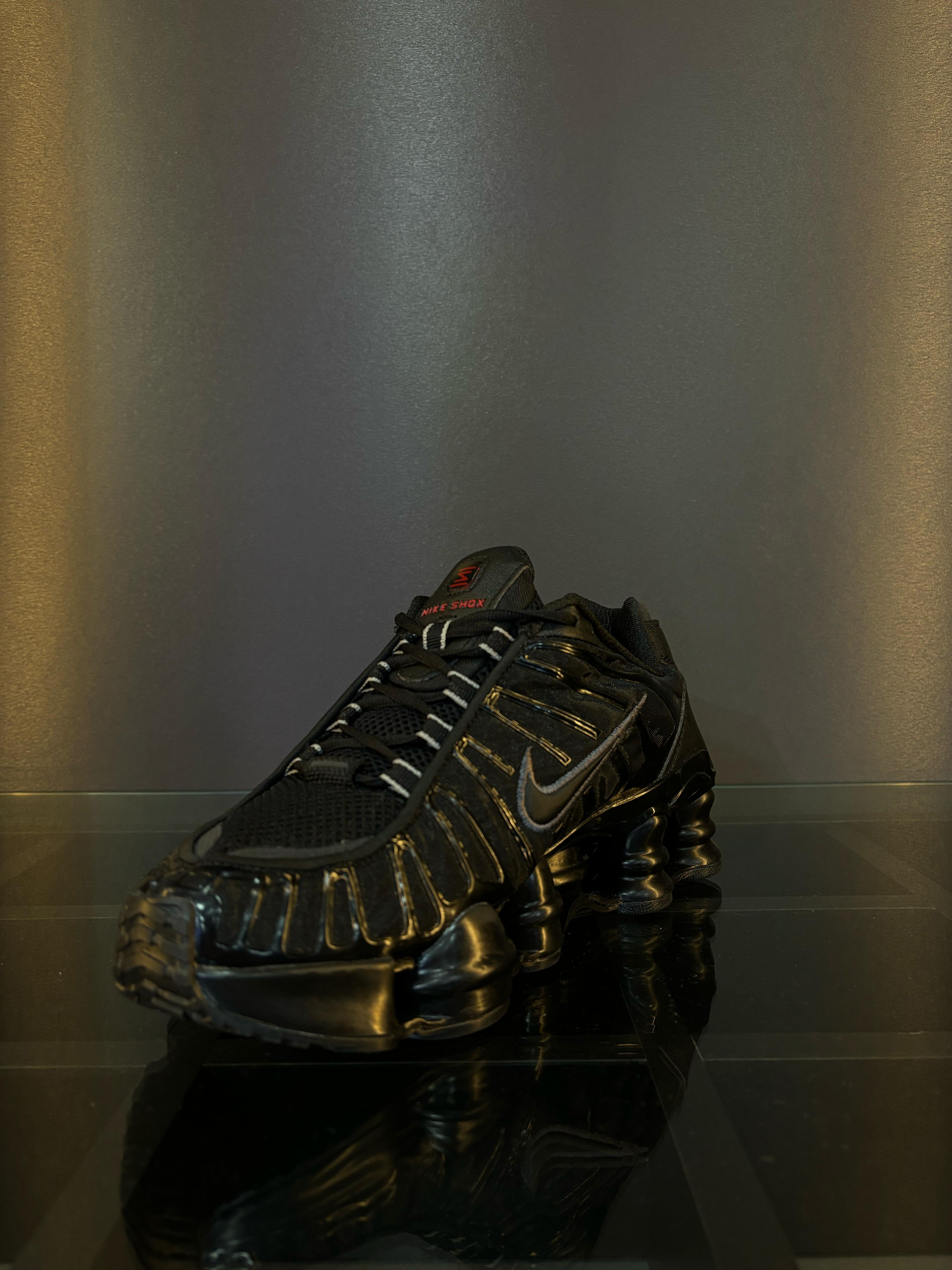 Nike shox TL