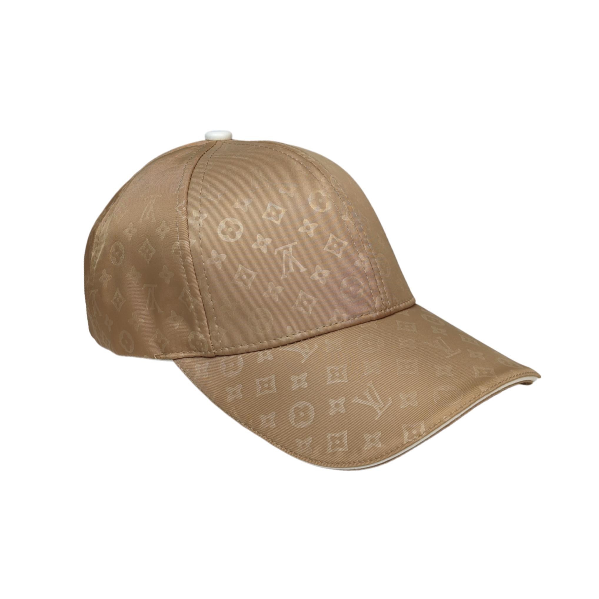 Louis vuitton şapka