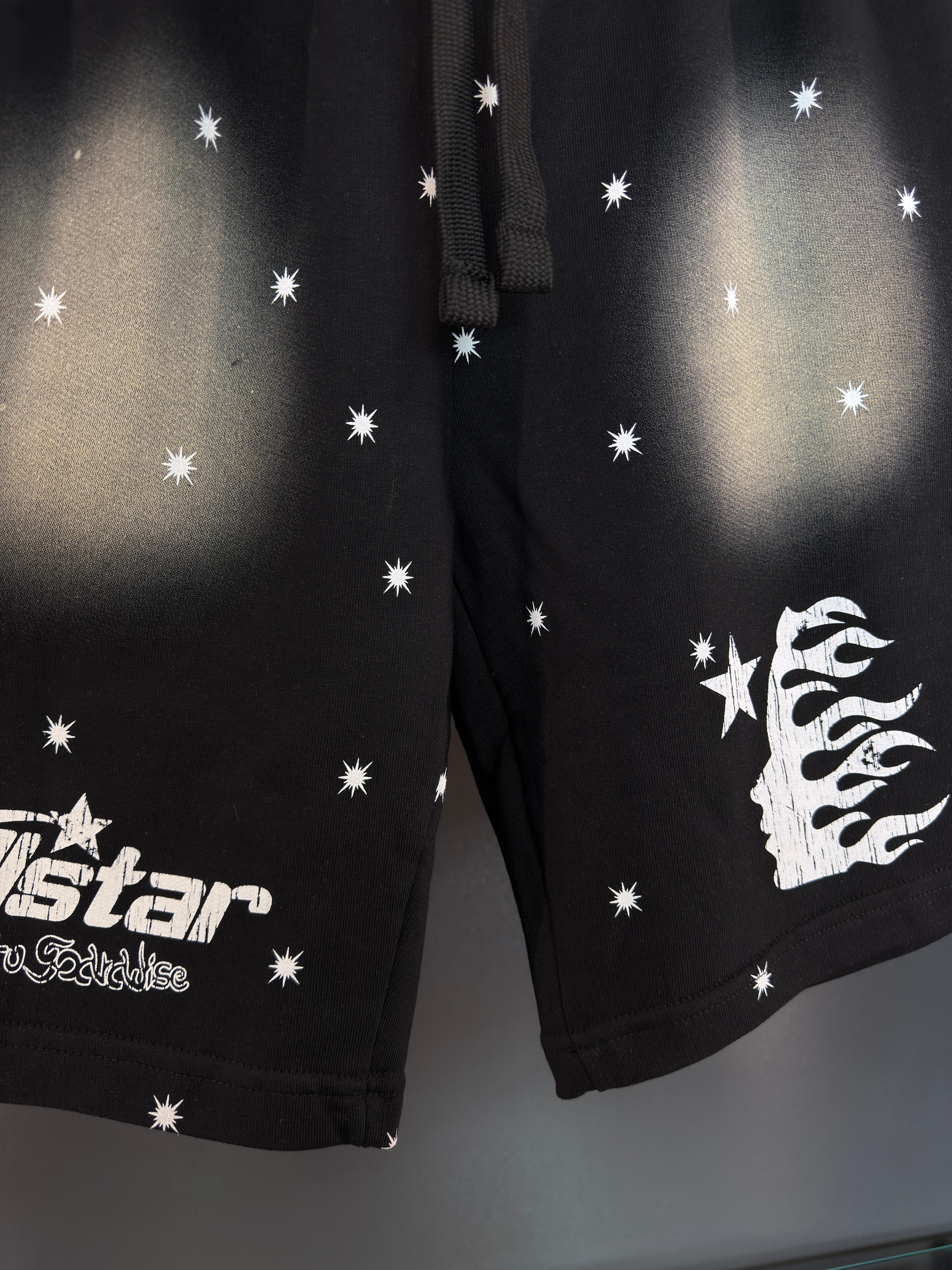 Hellstar şort
