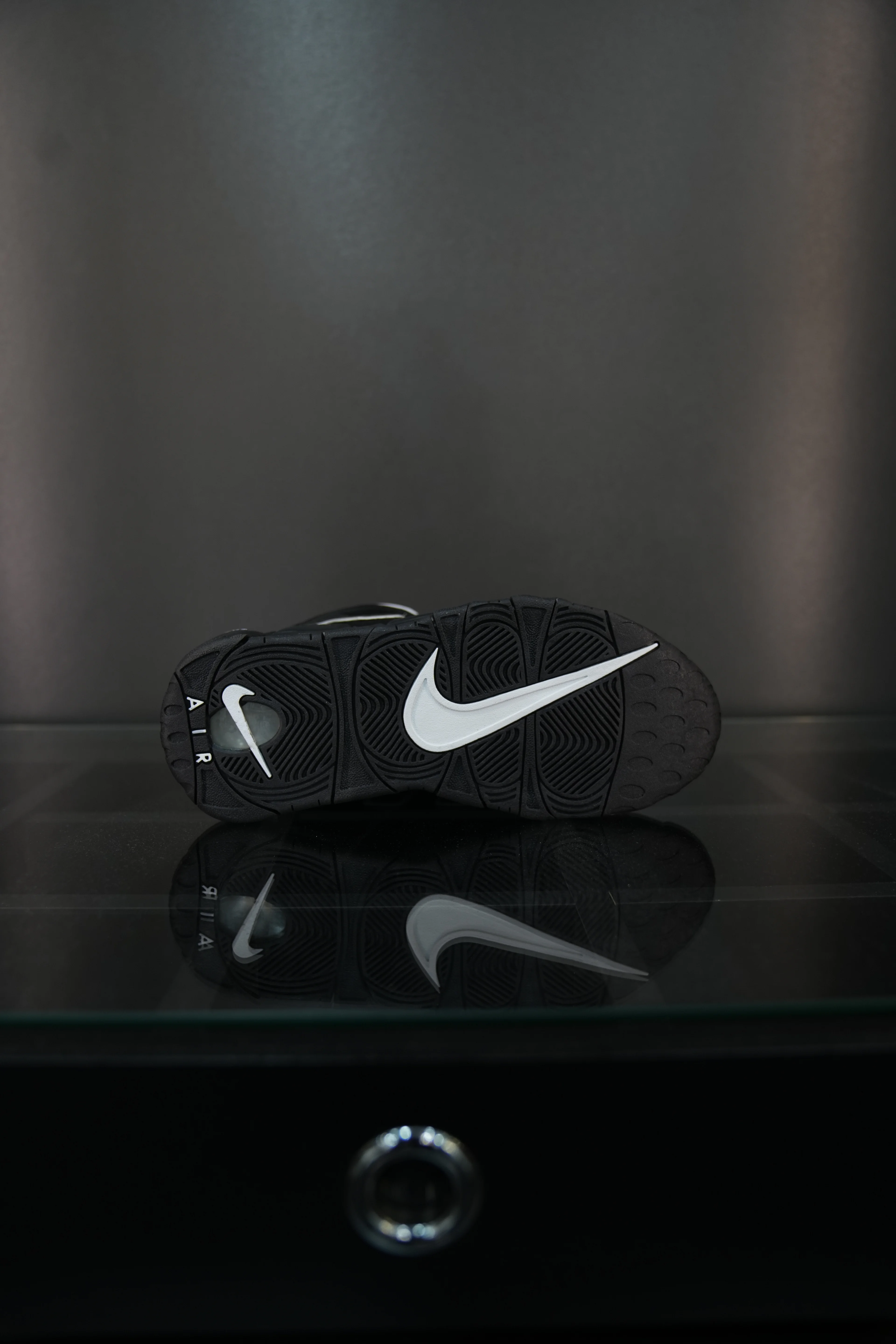 Nike air more uptempo