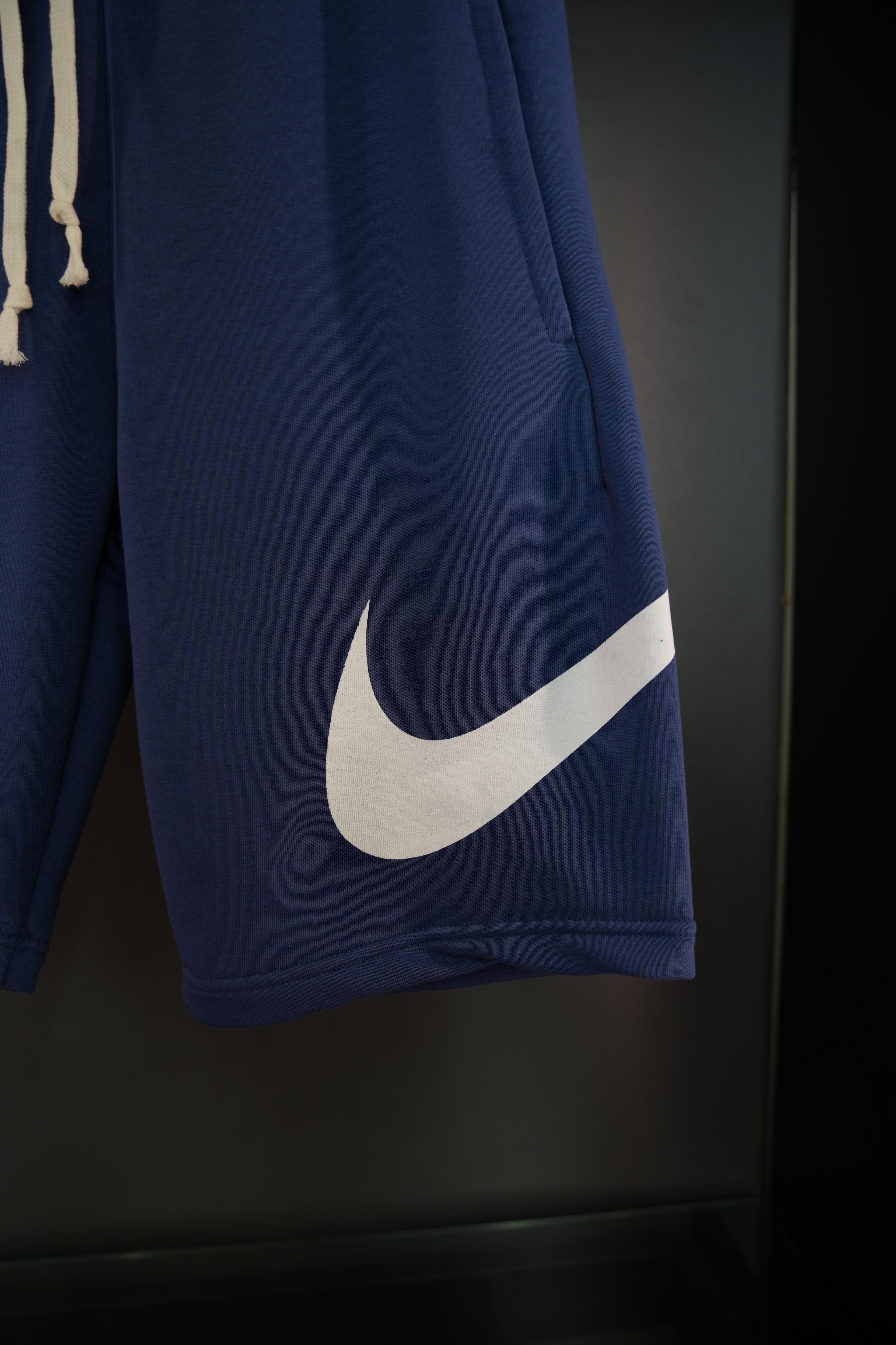 Nike şort