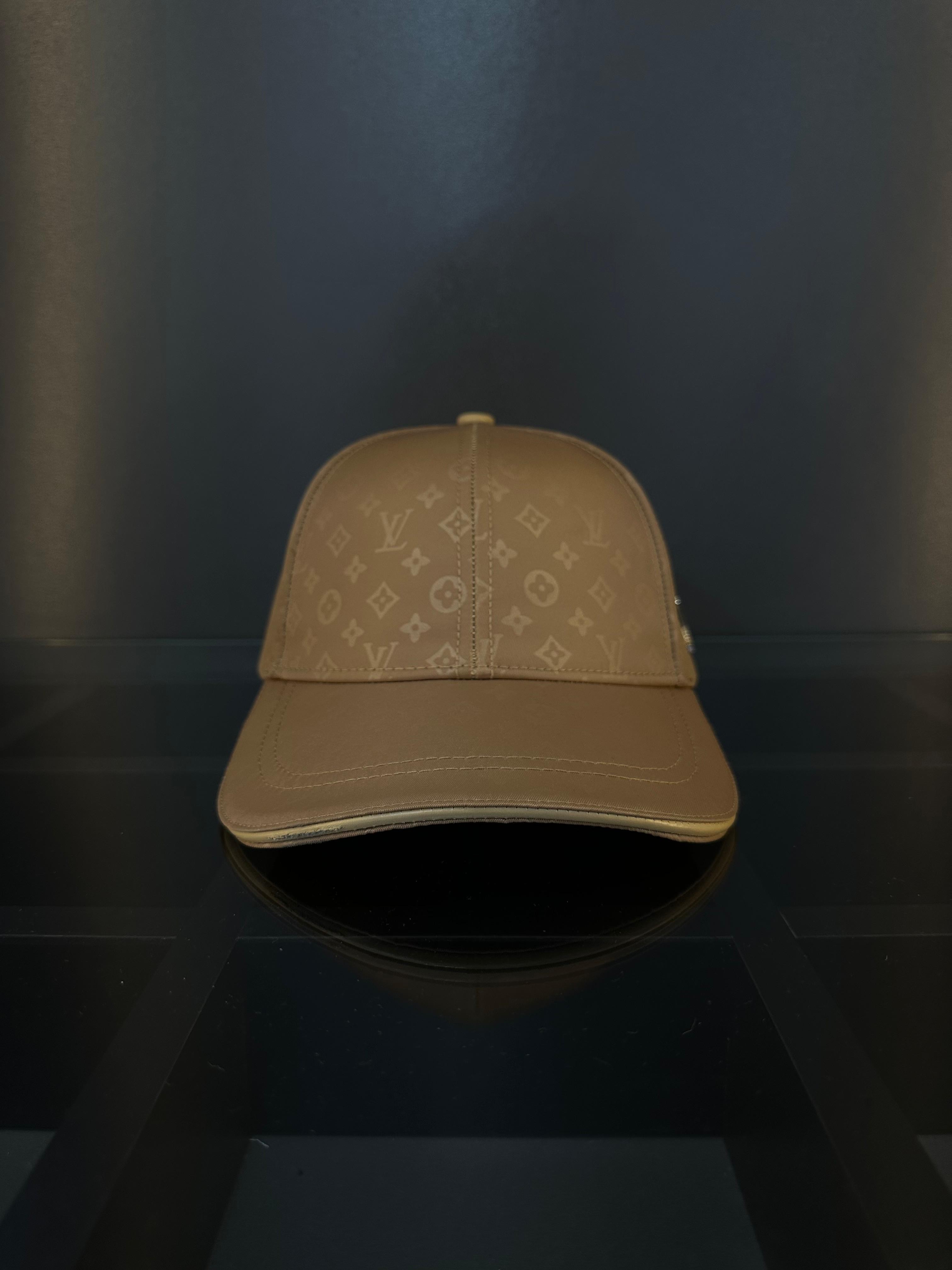 Louis vuitton şapka