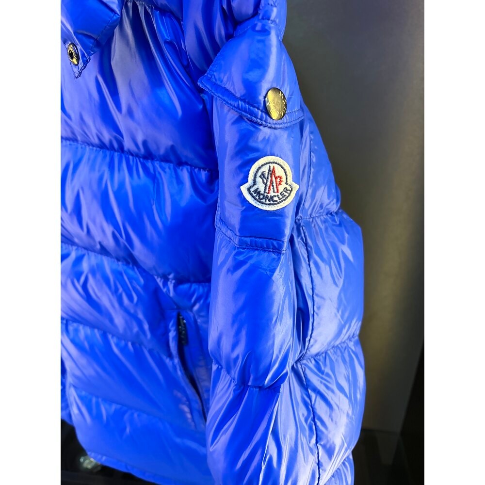 Moncler mavi maya mont