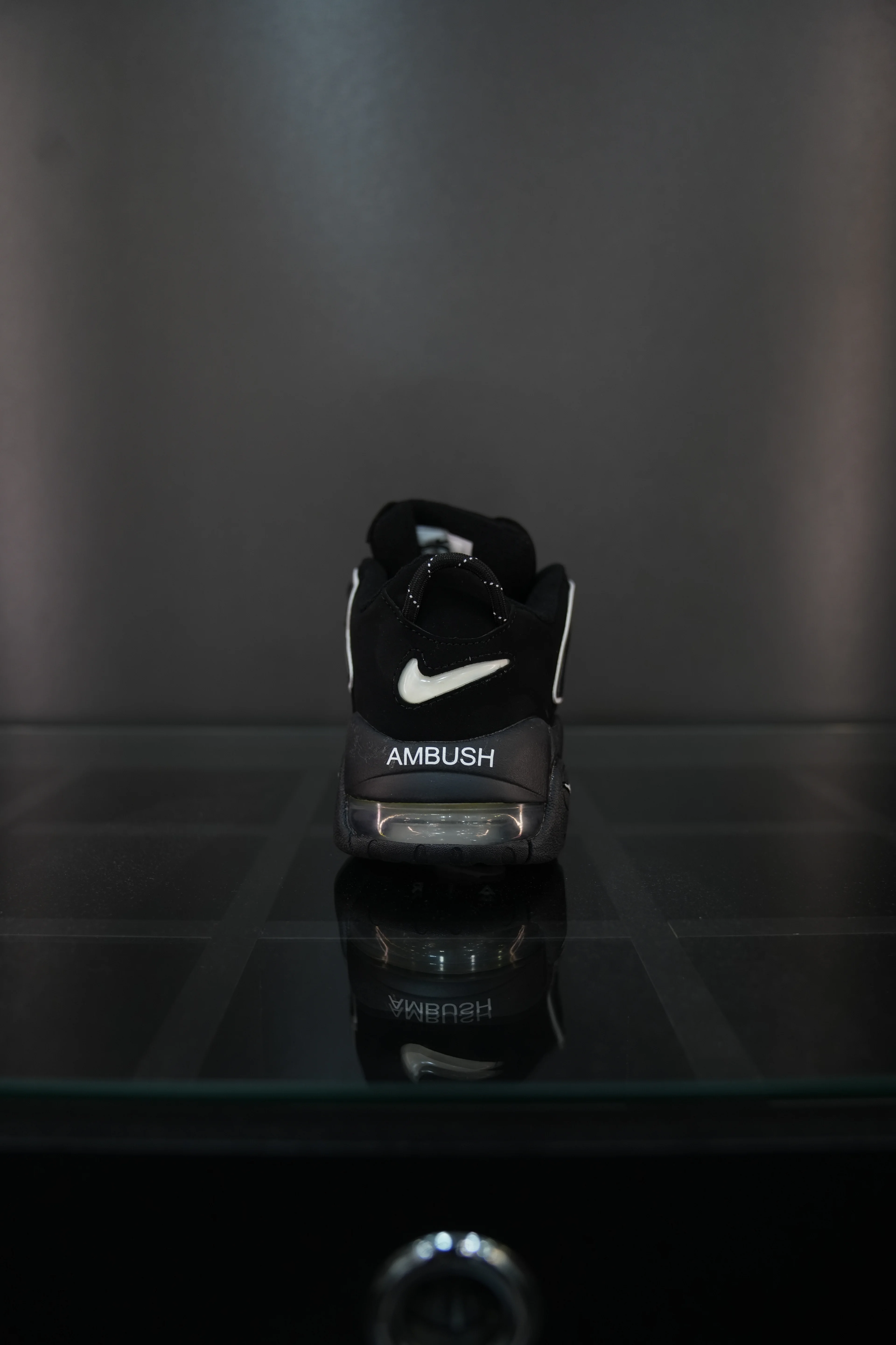 Nike air more uptempo