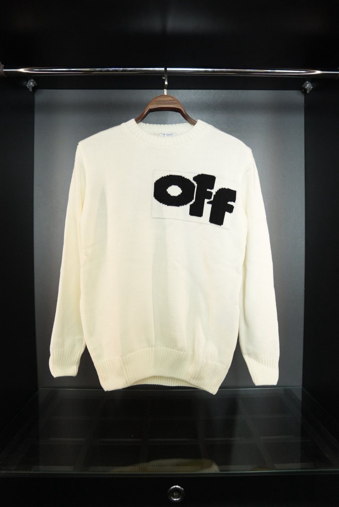 Off white kazak
