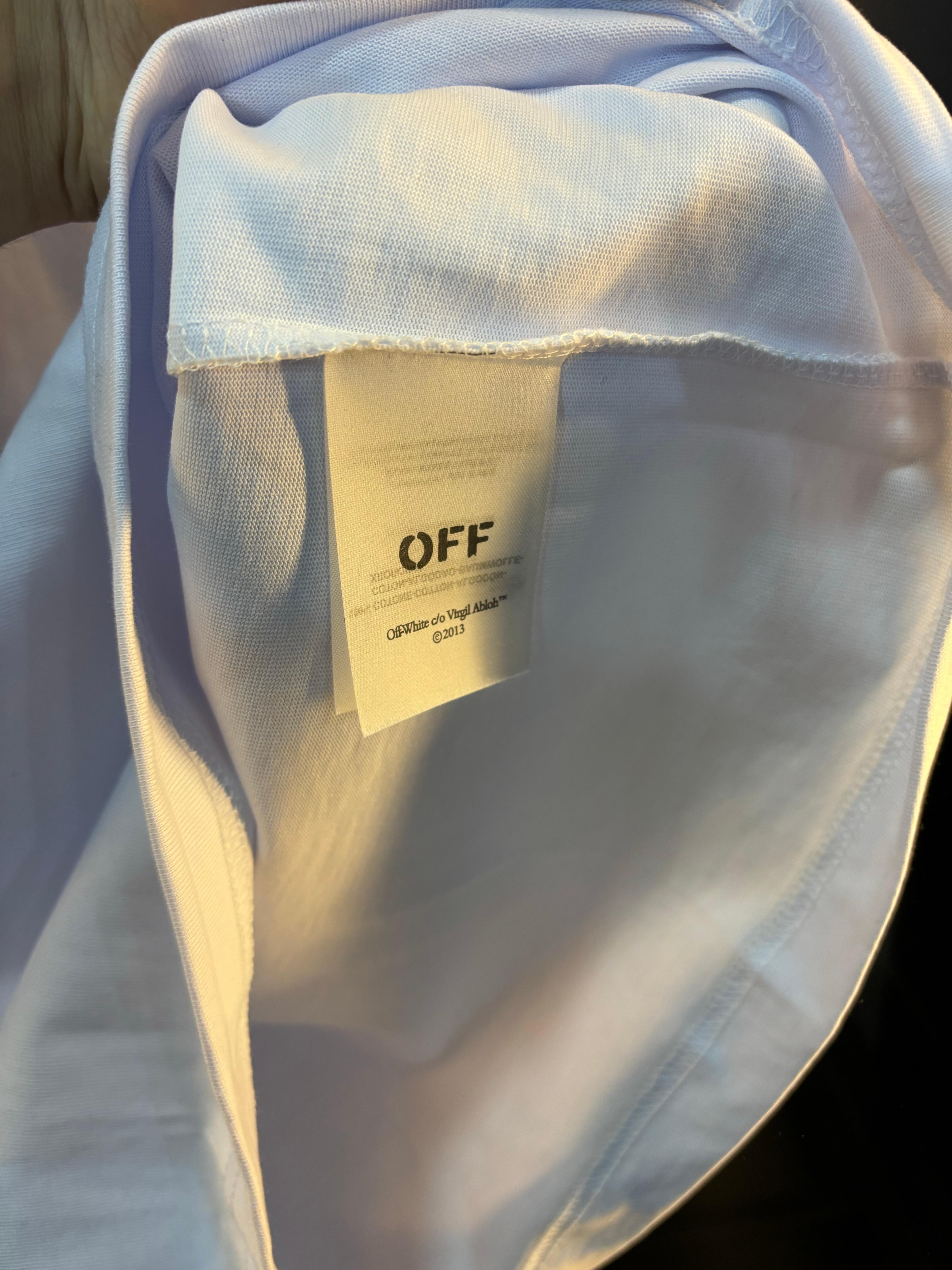 Off white tişört
