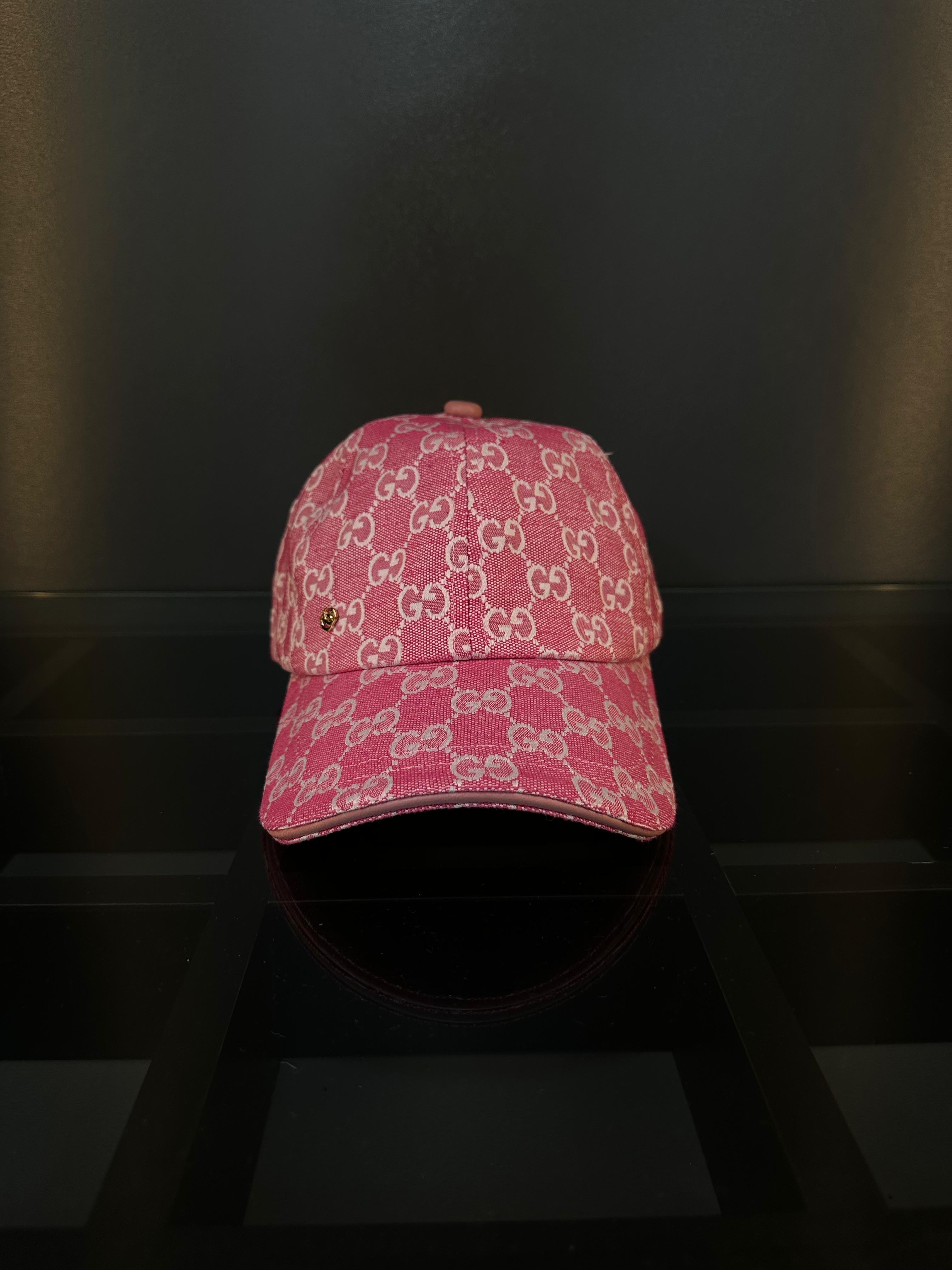 Gucci şapka