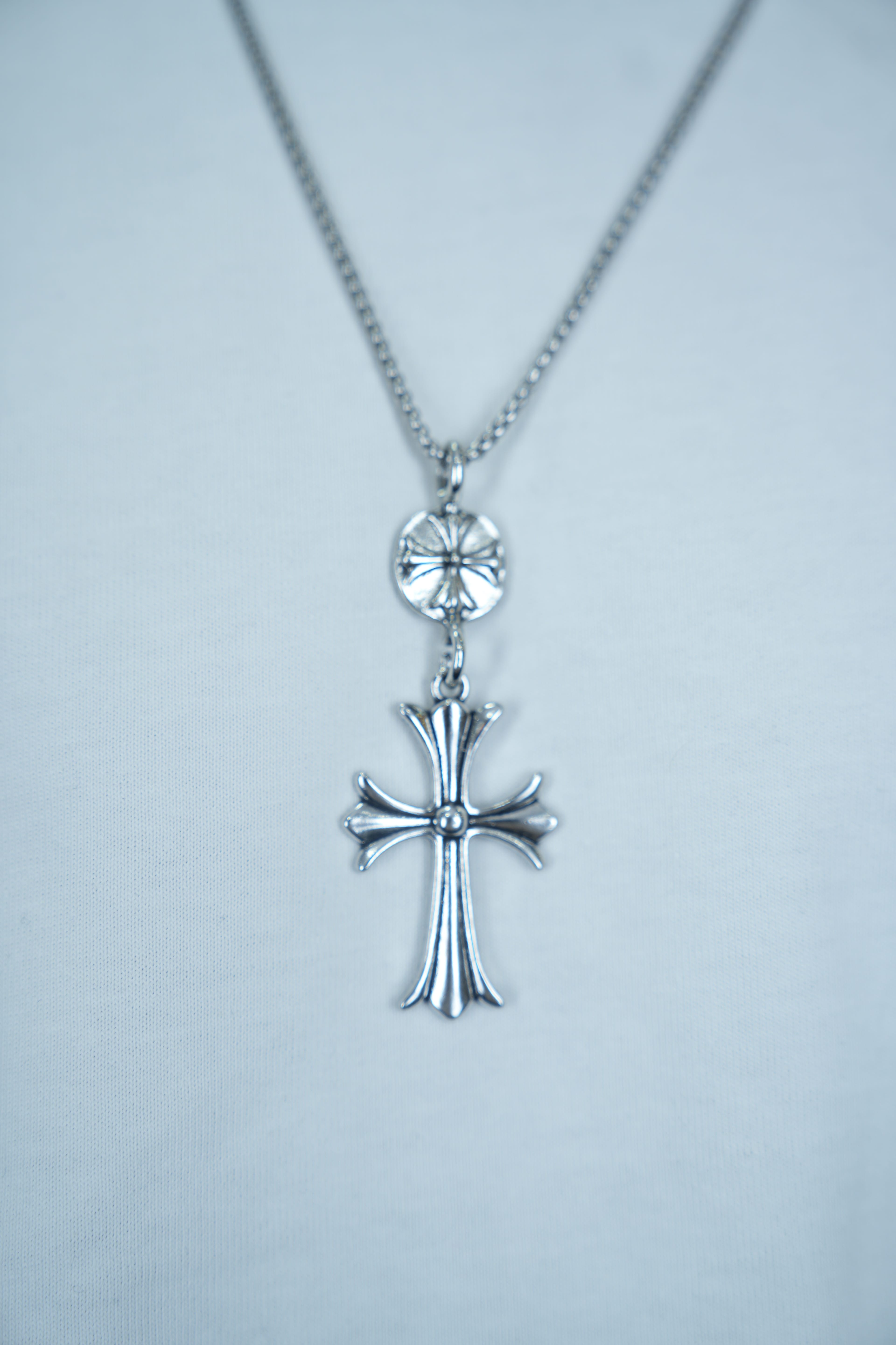 Chrome hearts kolye