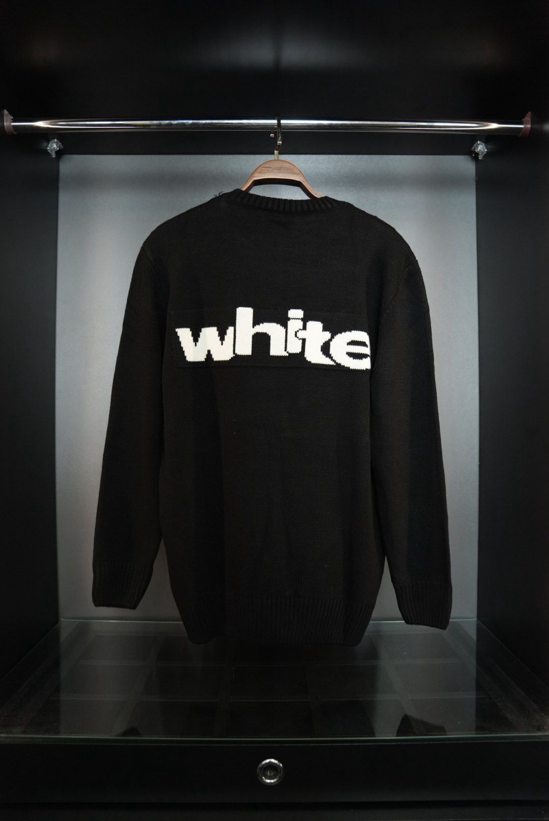 Off white kazak